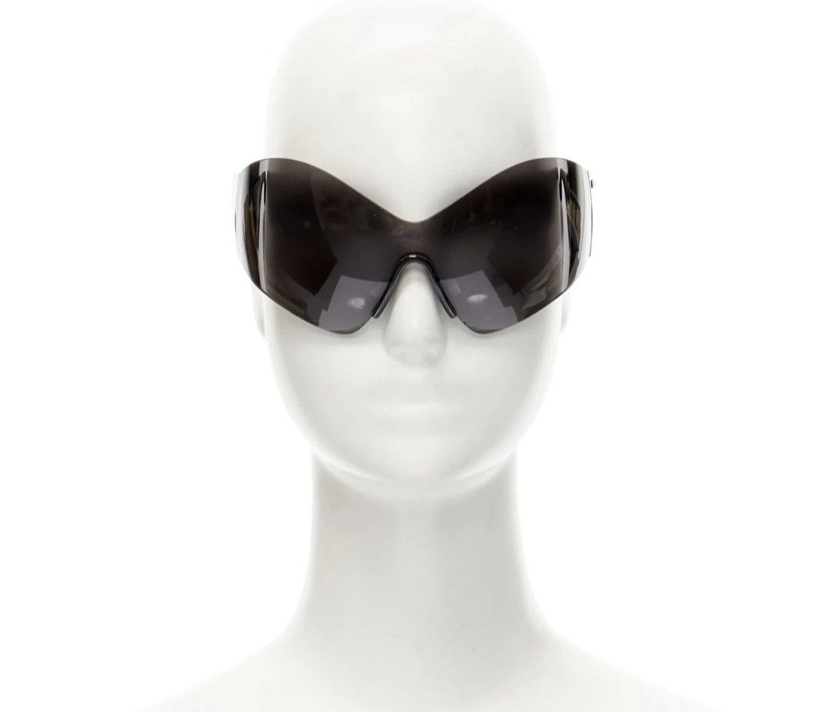 Balenciaga × Kim Kardashian Balenciaga butterfly mask