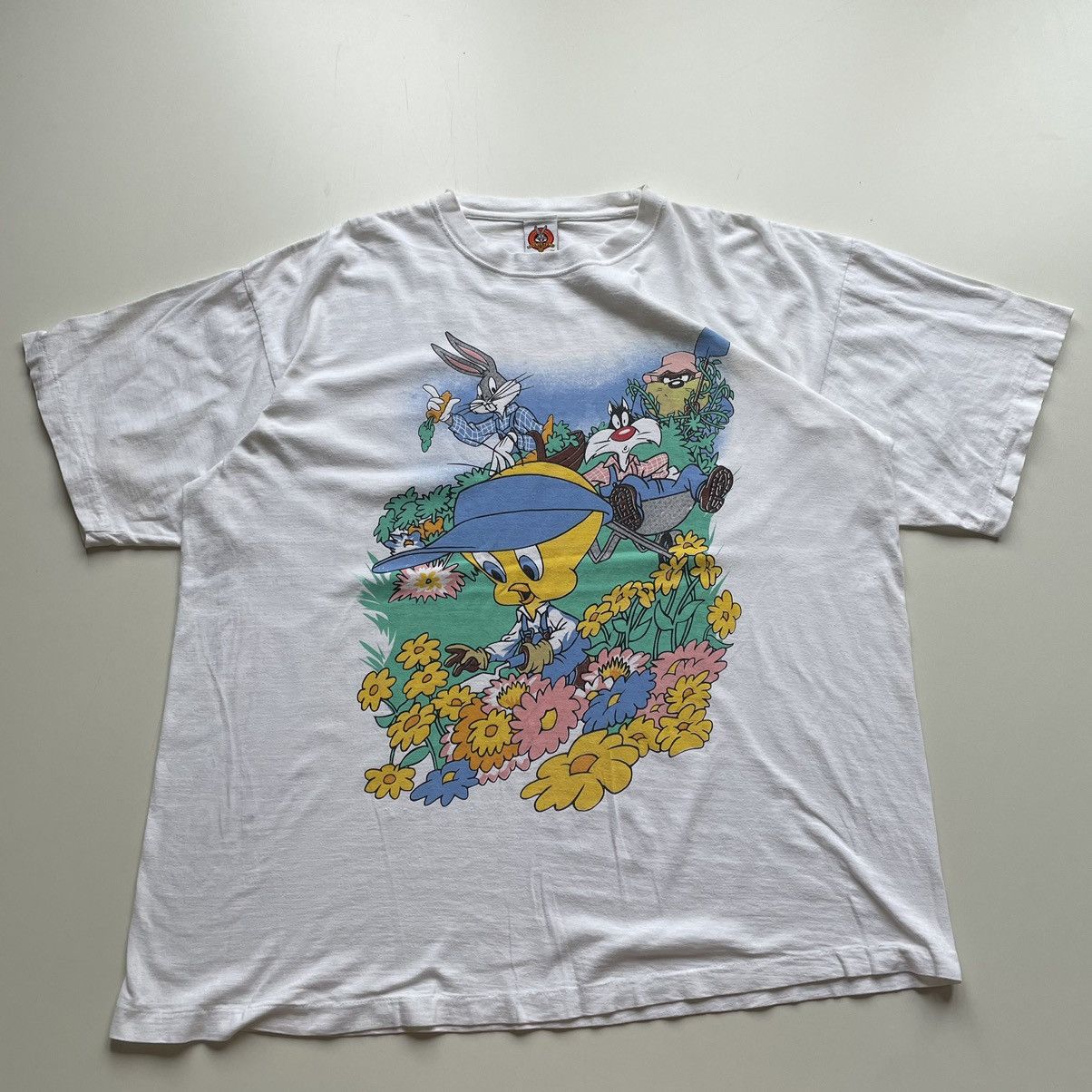 image of Cartoon Network x Vintage 90's Looney Tunes Gardening Cartoon Graphic T Shirt in White (Size XL)