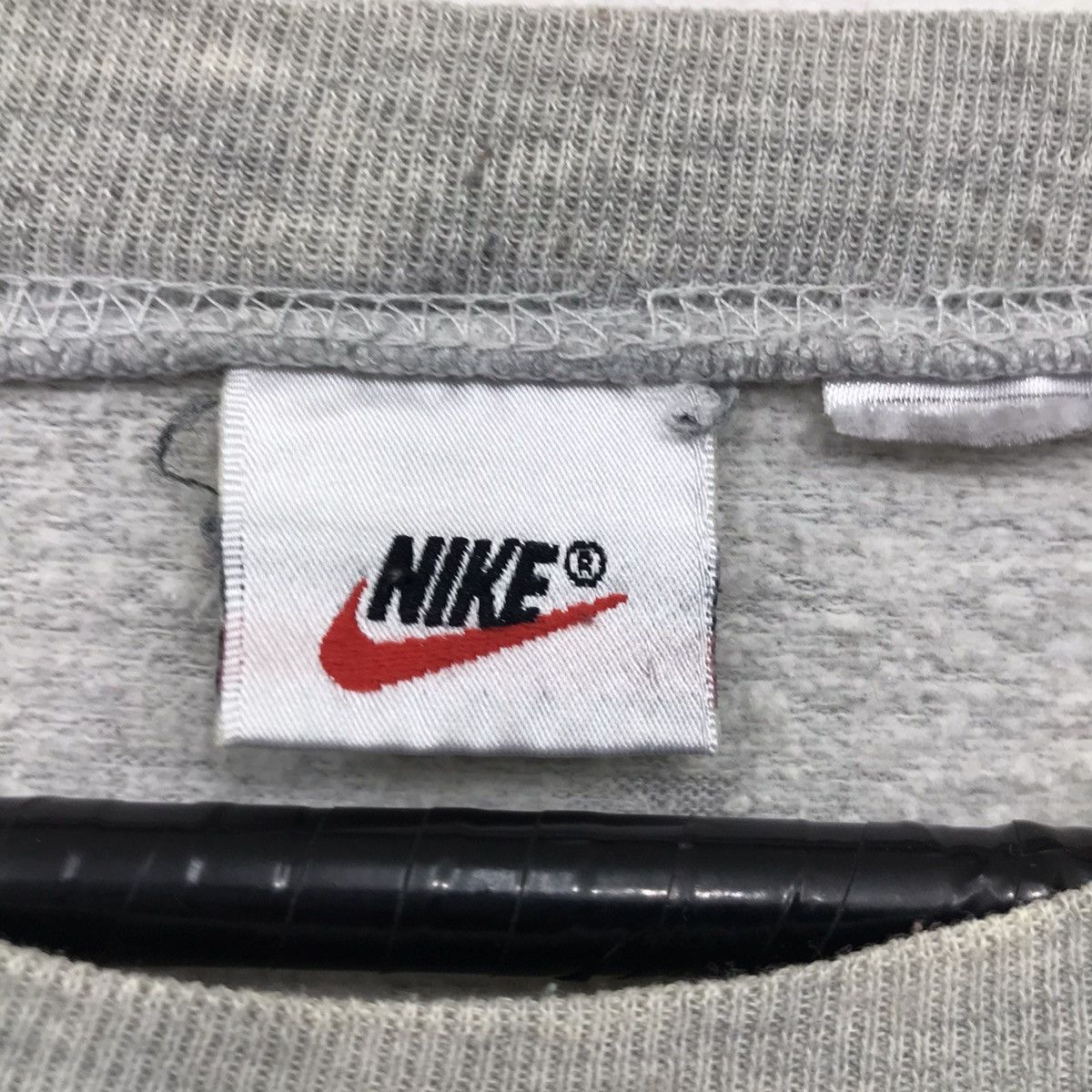 Nike × Vintage Vintage 90s Nike Swoosh Big Logo Sweatshirt Size US L / EU 52-54 / 3 - 7 Thumbnail