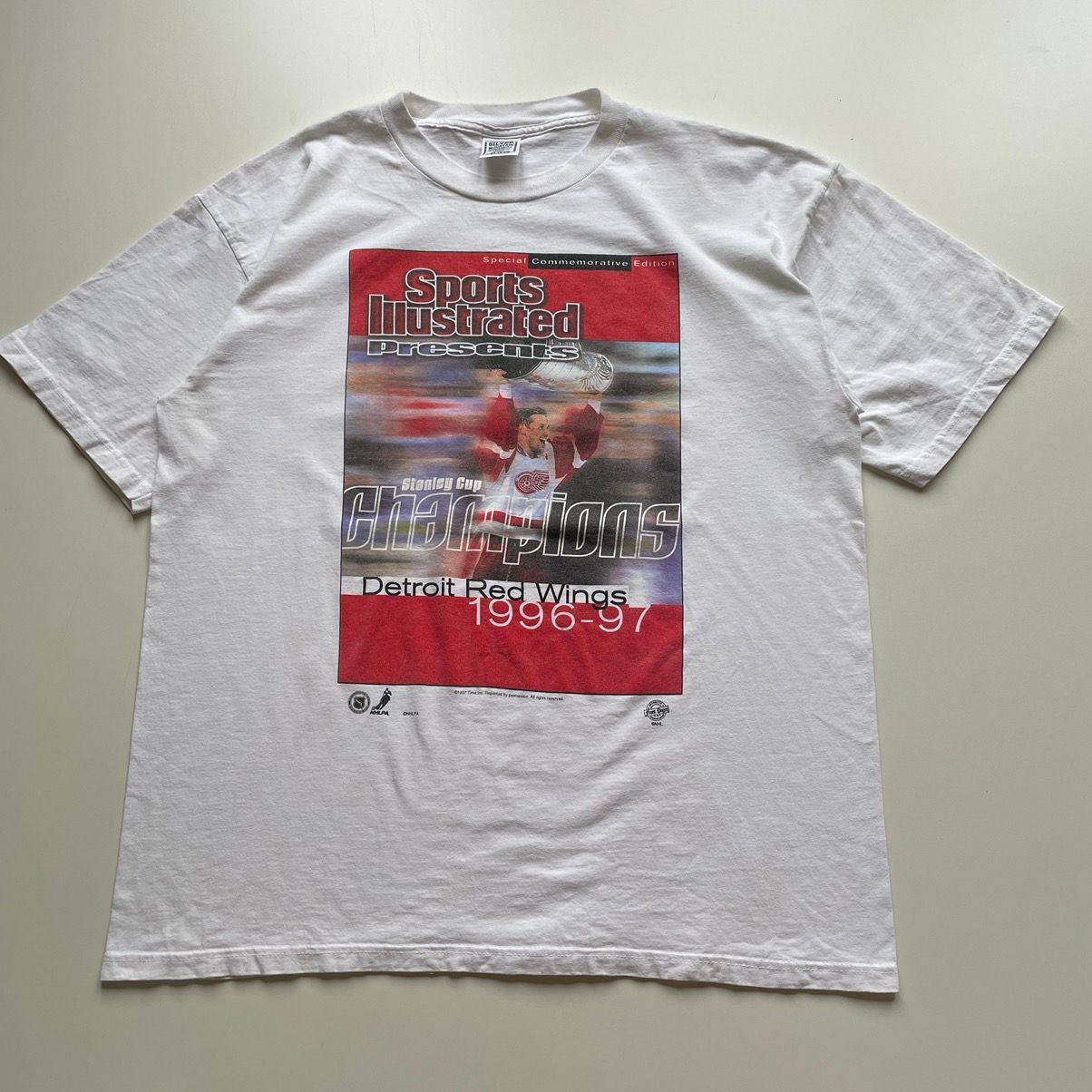 Vintage Vintage 90s Detroit Redwings Stanley Cup Champions T shirt Size US XL / EU 56 / 4 - 1 Preview