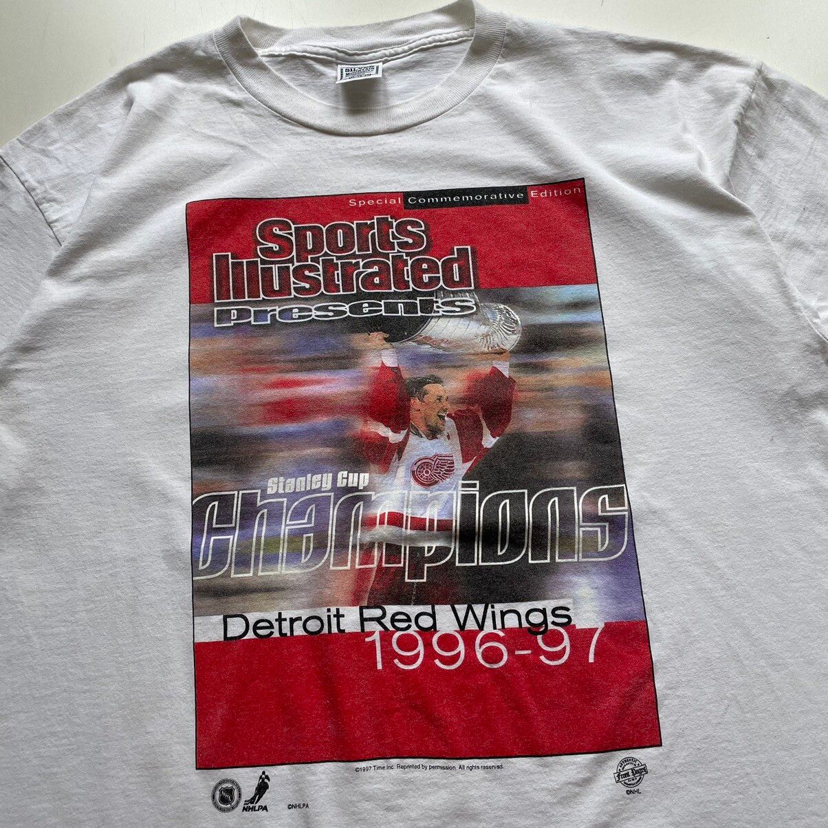 Vintage Vintage 90s Detroit Redwings Stanley Cup Champions T shirt Size US XL / EU 56 / 4 - 2 Preview