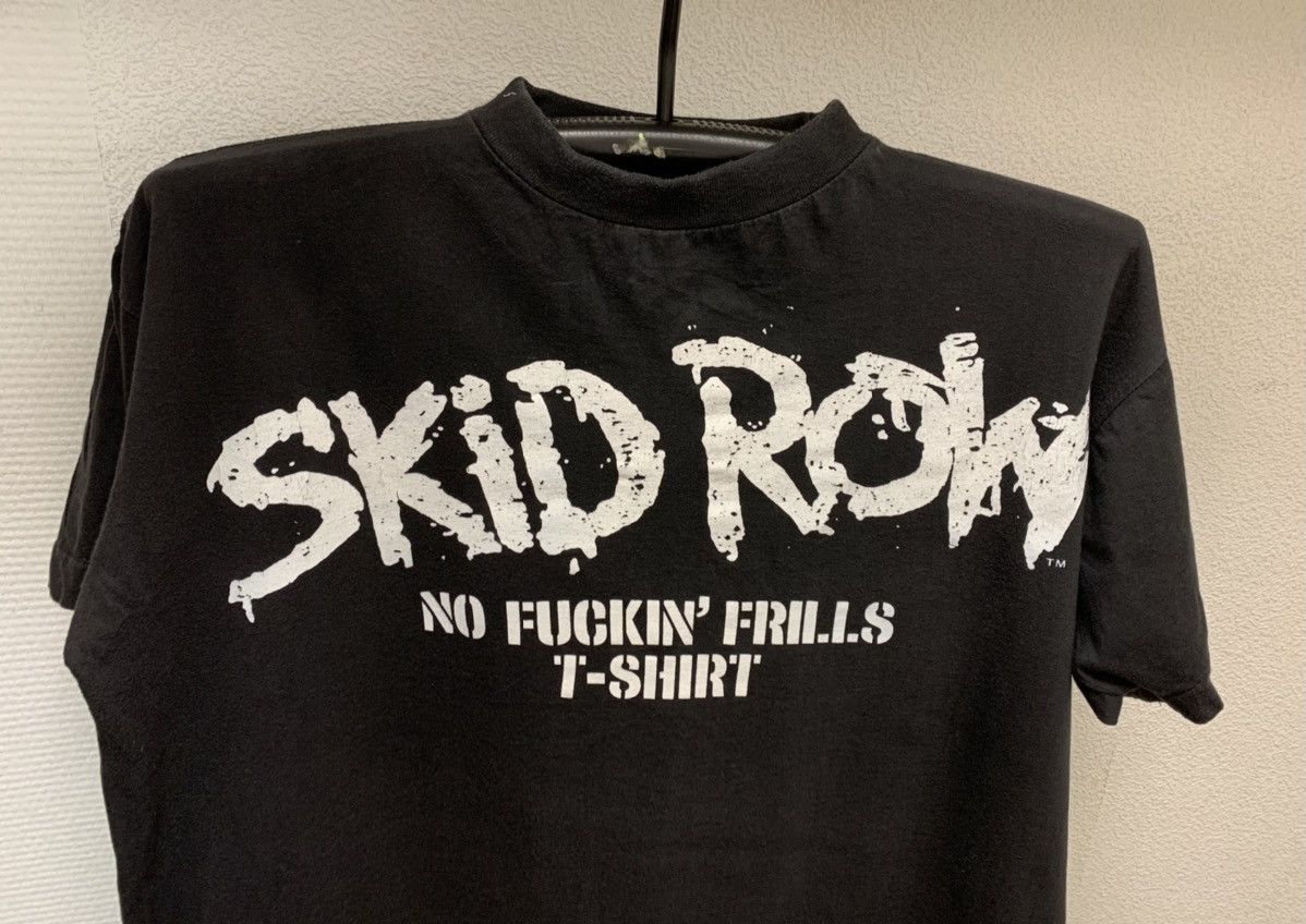 Band Tees Skid row vintage single 1991 Xl no fucking frills tour shirt Size US XL / EU 56 / 4 - 3 Thumbnail