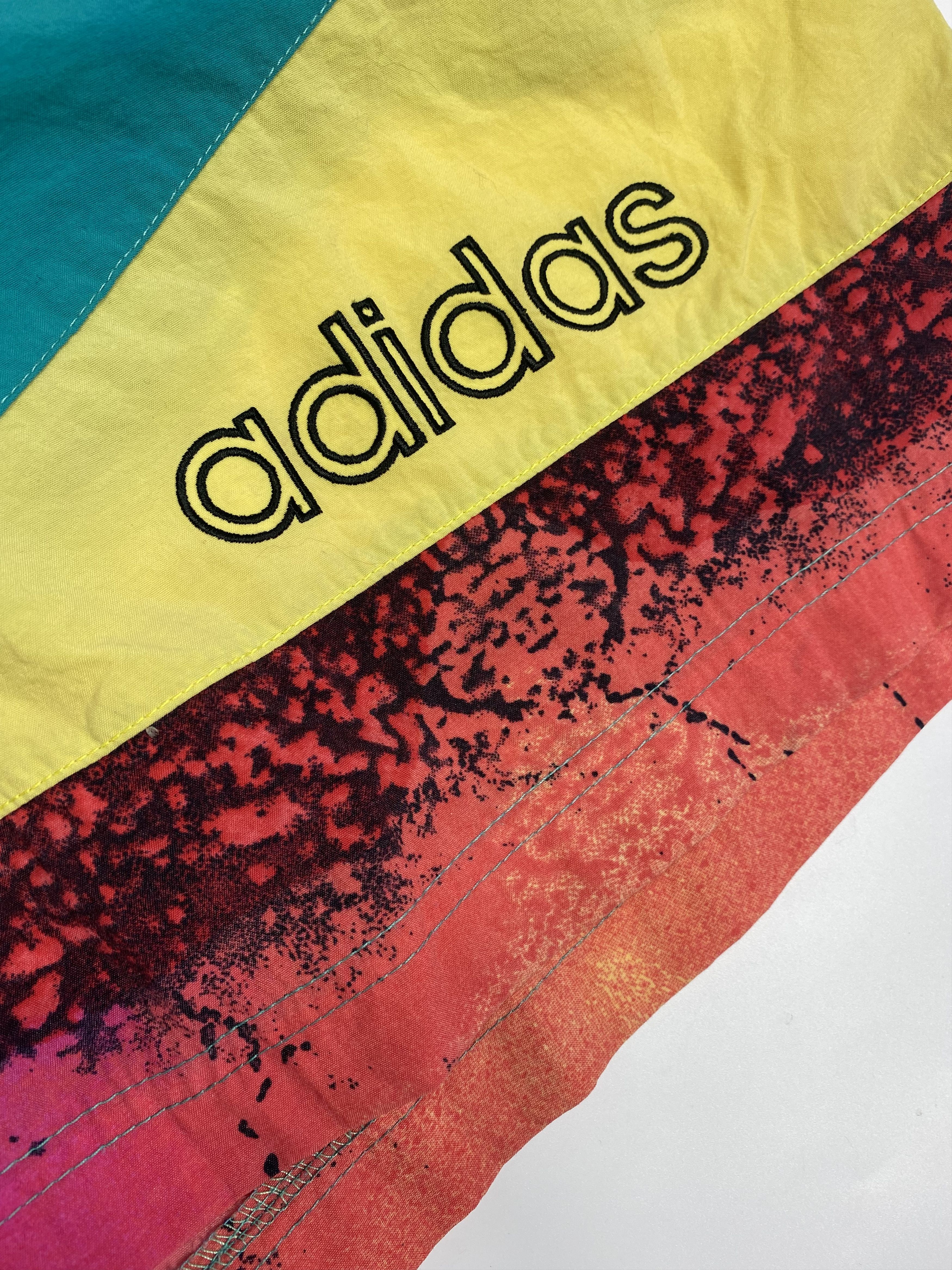 Adidas × Vintage Adidas 90s Vintage Printed Nylon Shorts Trunks Size US 34 / EU 50 - 4 Thumbnail