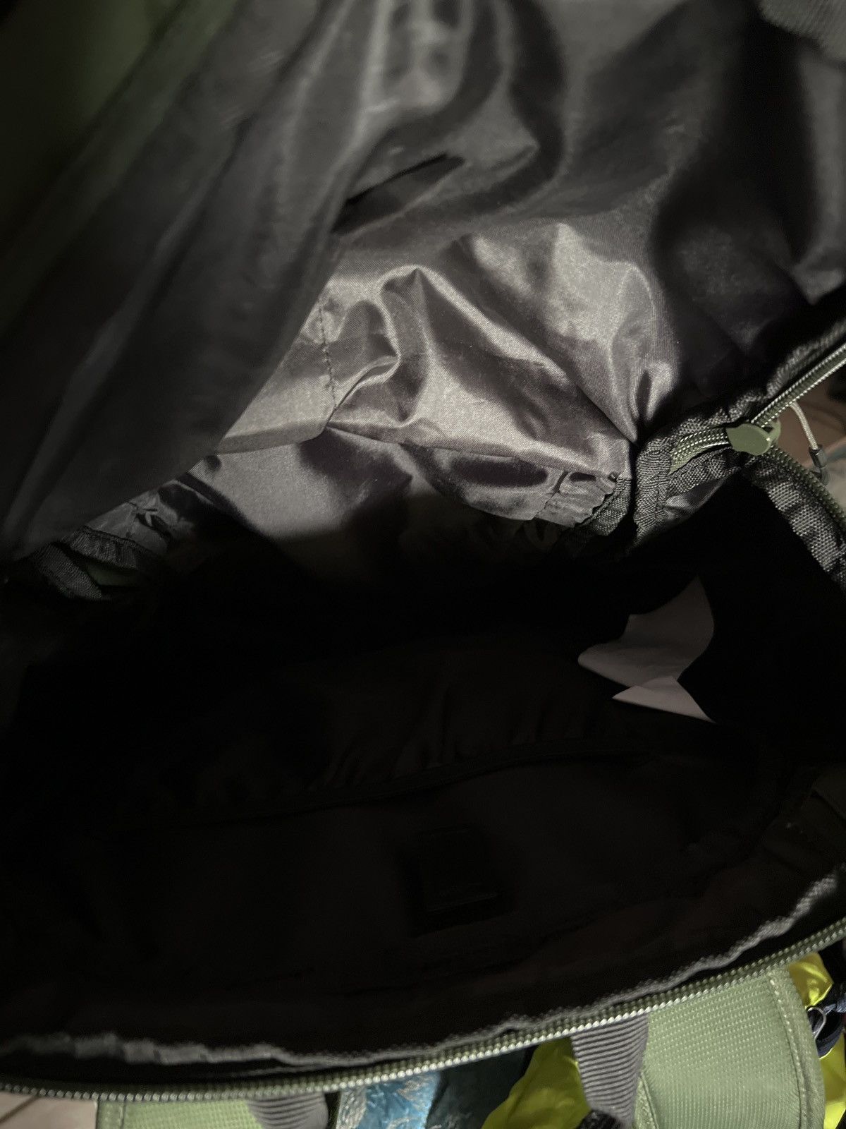Columbia Hiking Backpack Size 30 - 4 Thumbnail