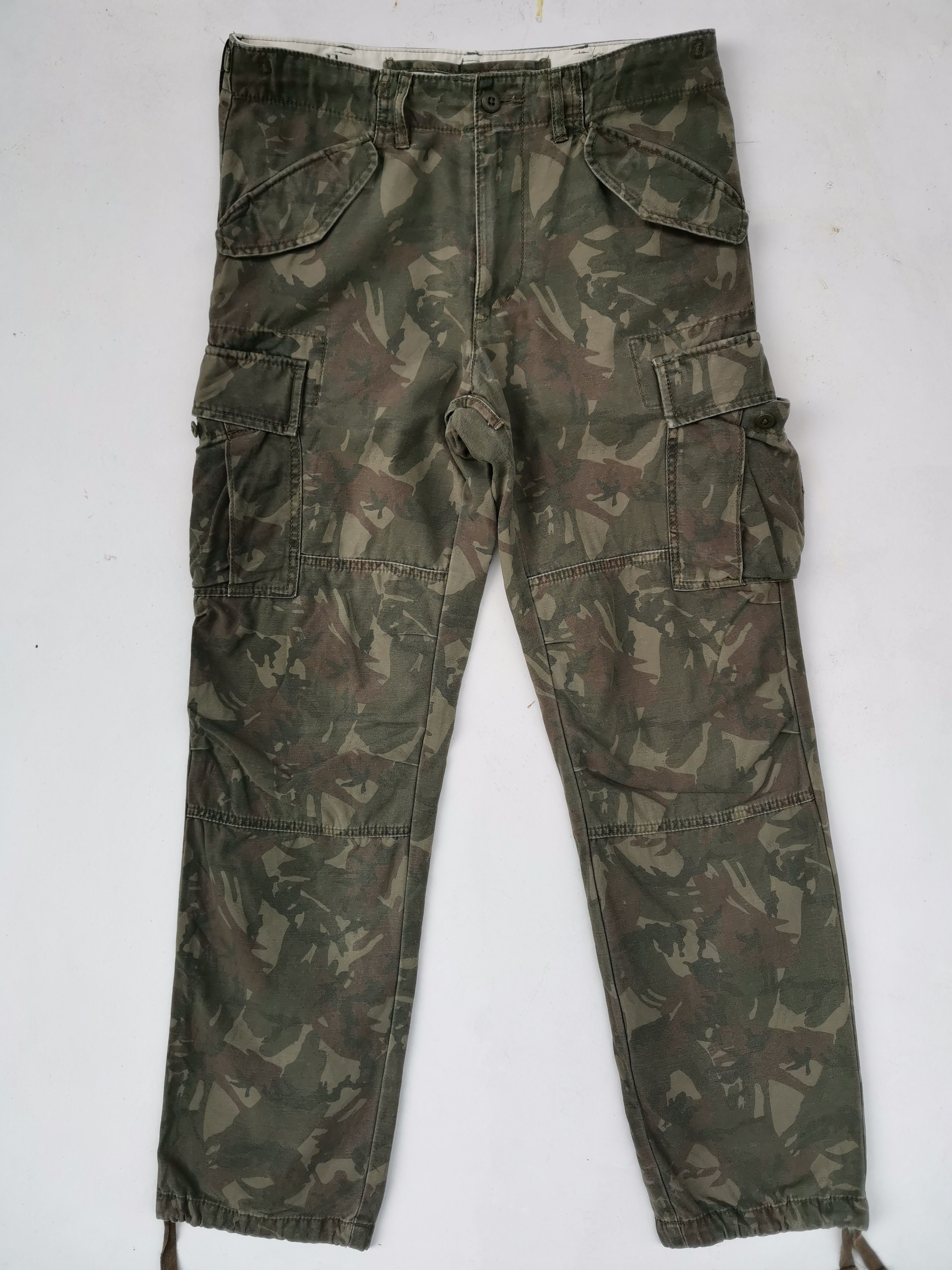 Uniqlo Rare Uniqlo Tactical Cargo Multipocket Military Pants Size US 31 - 1 Thumbnail