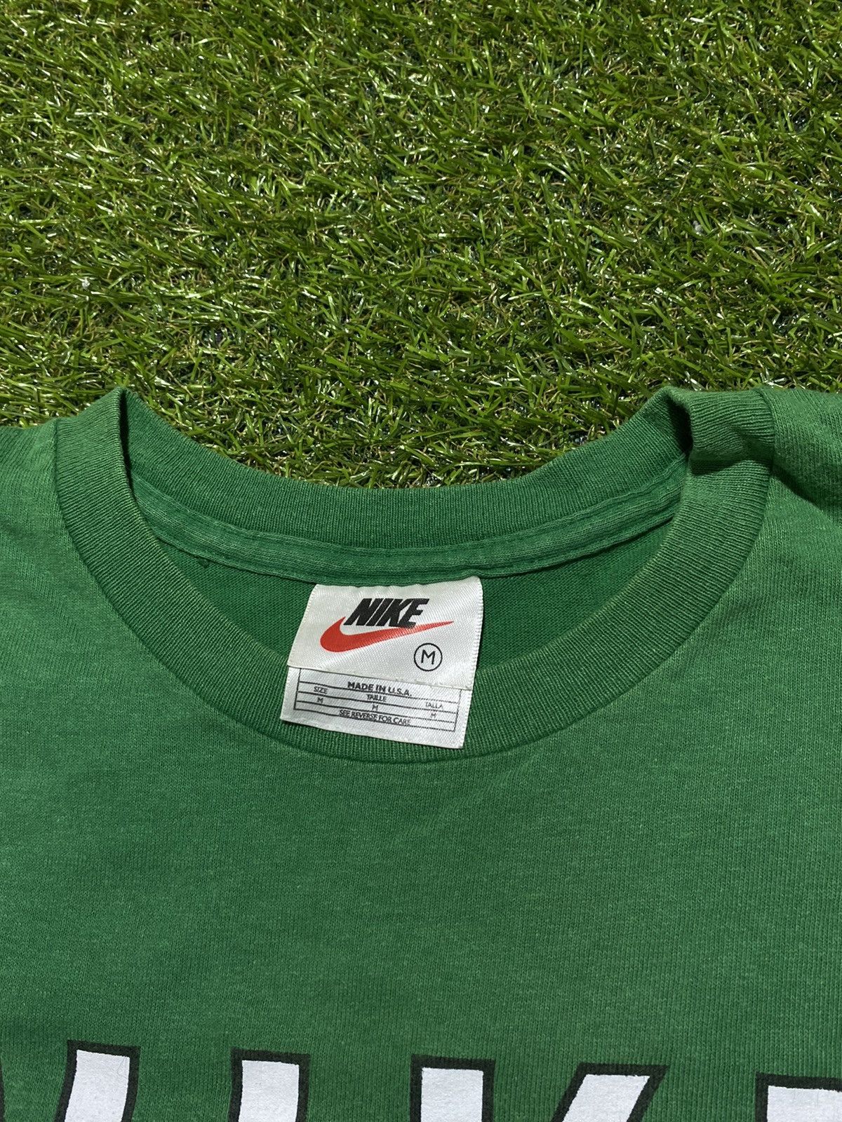 Nike Vintage 90s Nike tee streetwear big logo swoosh size M Size US M / EU 48-50 / 2 - 3 Thumbnail