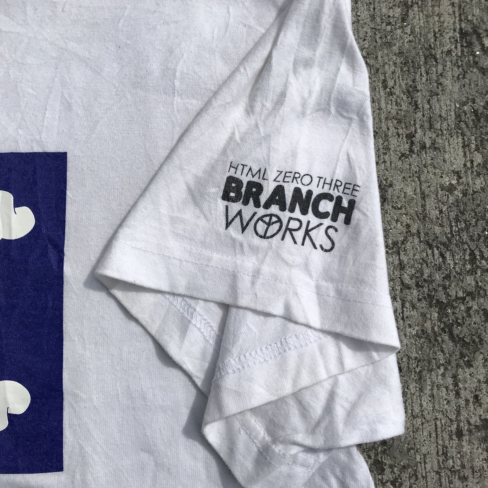 Japanese Brand Html 2003 Tees Size US XL / EU 56 / 4 - 5 Thumbnail