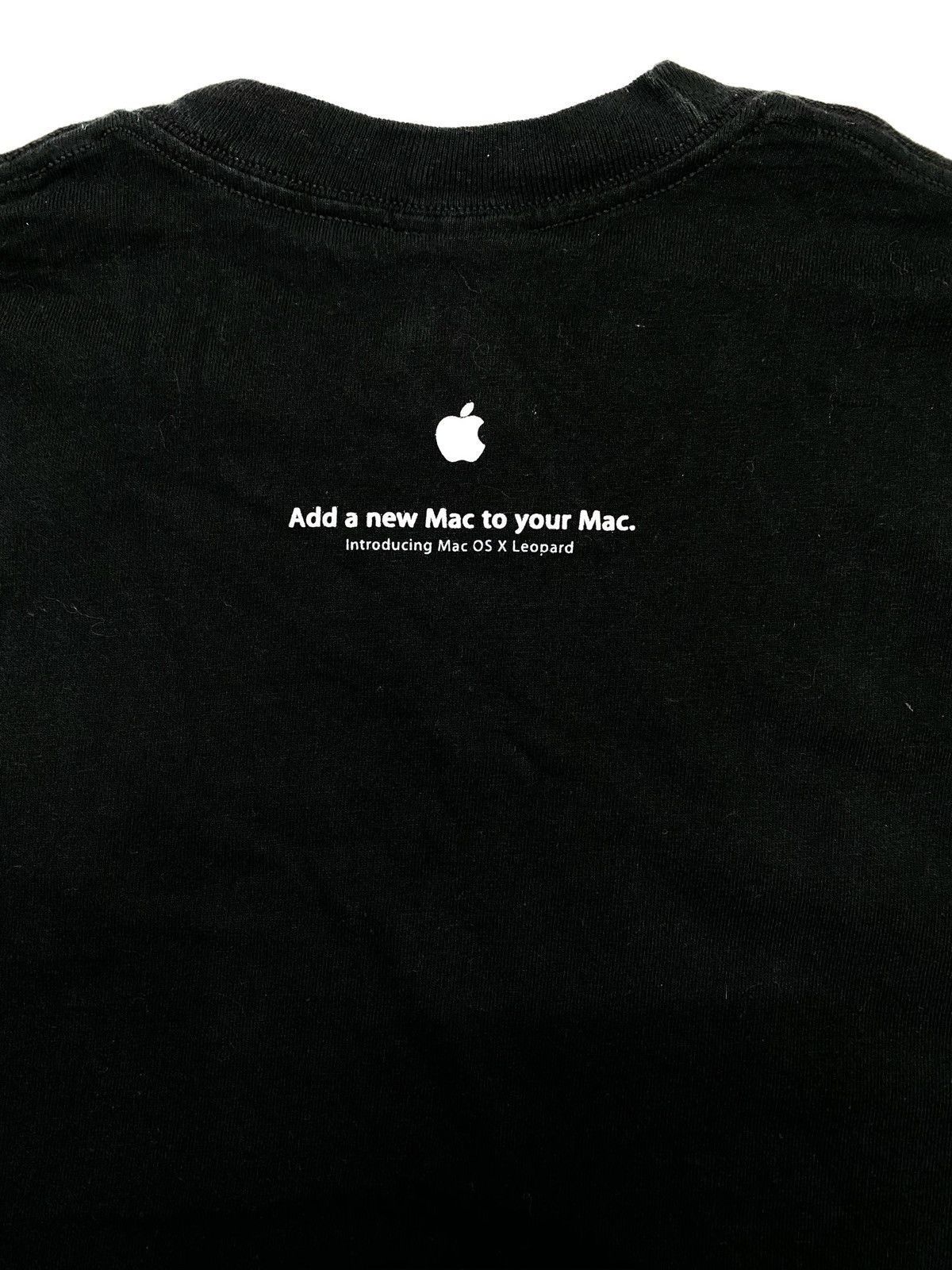 Apple × Vintage Vintage Apple Mac OS X Leopard Size US M / EU 48-50 / 2 - 4 Thumbnail