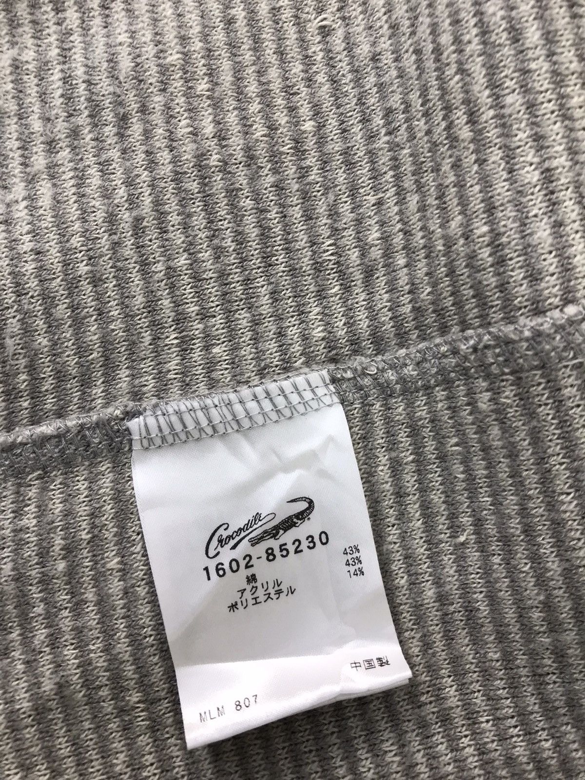 Japanese Brand Vintage Sweater Wool Crocodile Zipper Pocket Size US L / EU 52-54 / 3 - 11 Thumbnail