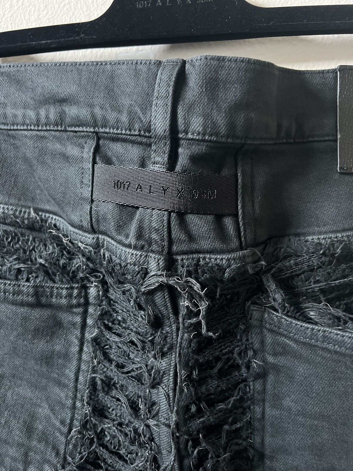 1017 ALYX 9SM × Blackmeans 1017 ALYX 9SM Blackmeans Fringed Jeans Size US 32 / EU 48 - 6 Thumbnail