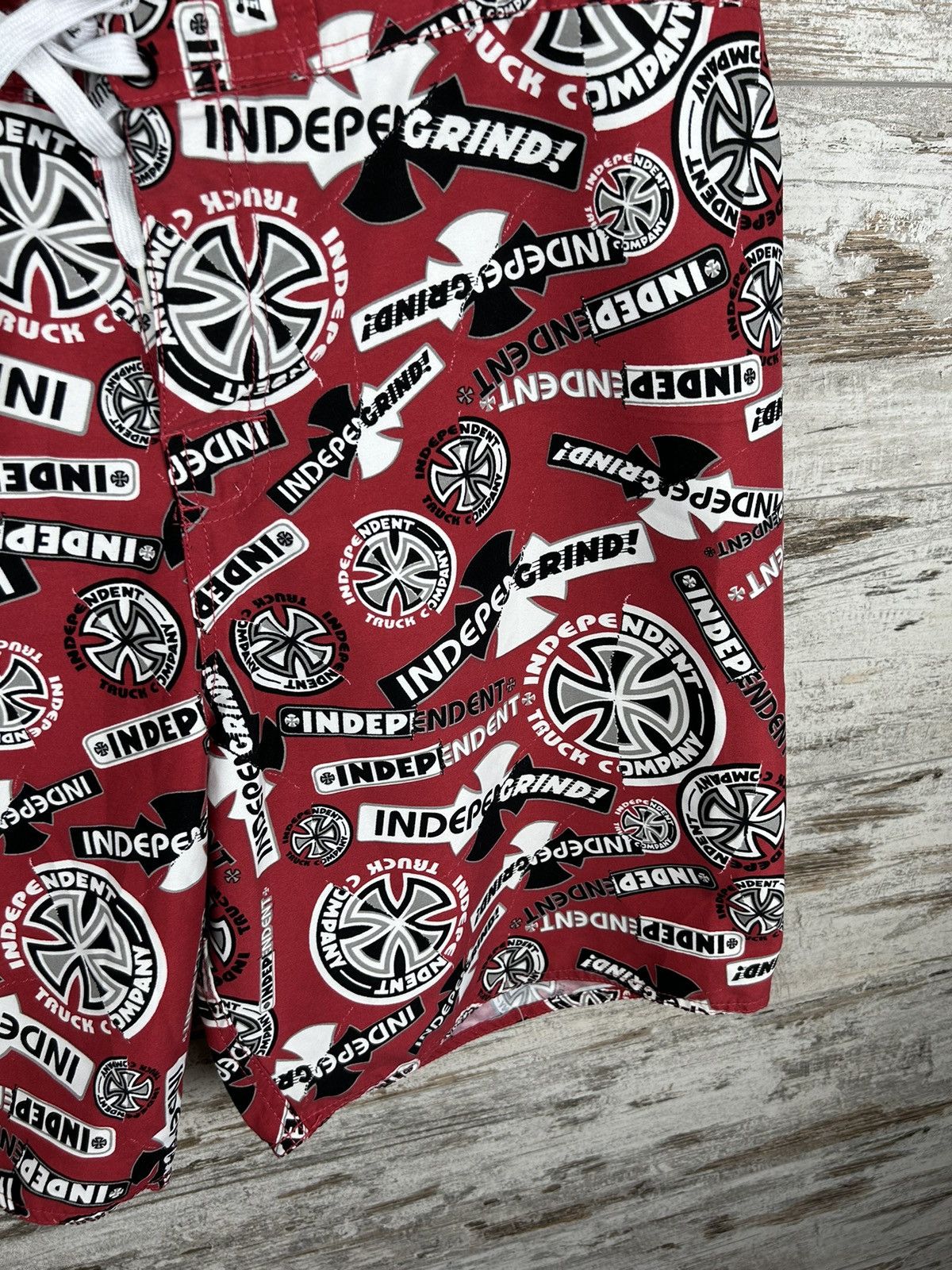Independent Truck Co. × Vintage Mens Vintage Independent Shorts monogram streetwear y2k rare Size US 38 / EU 54 - 4 Thumbnail