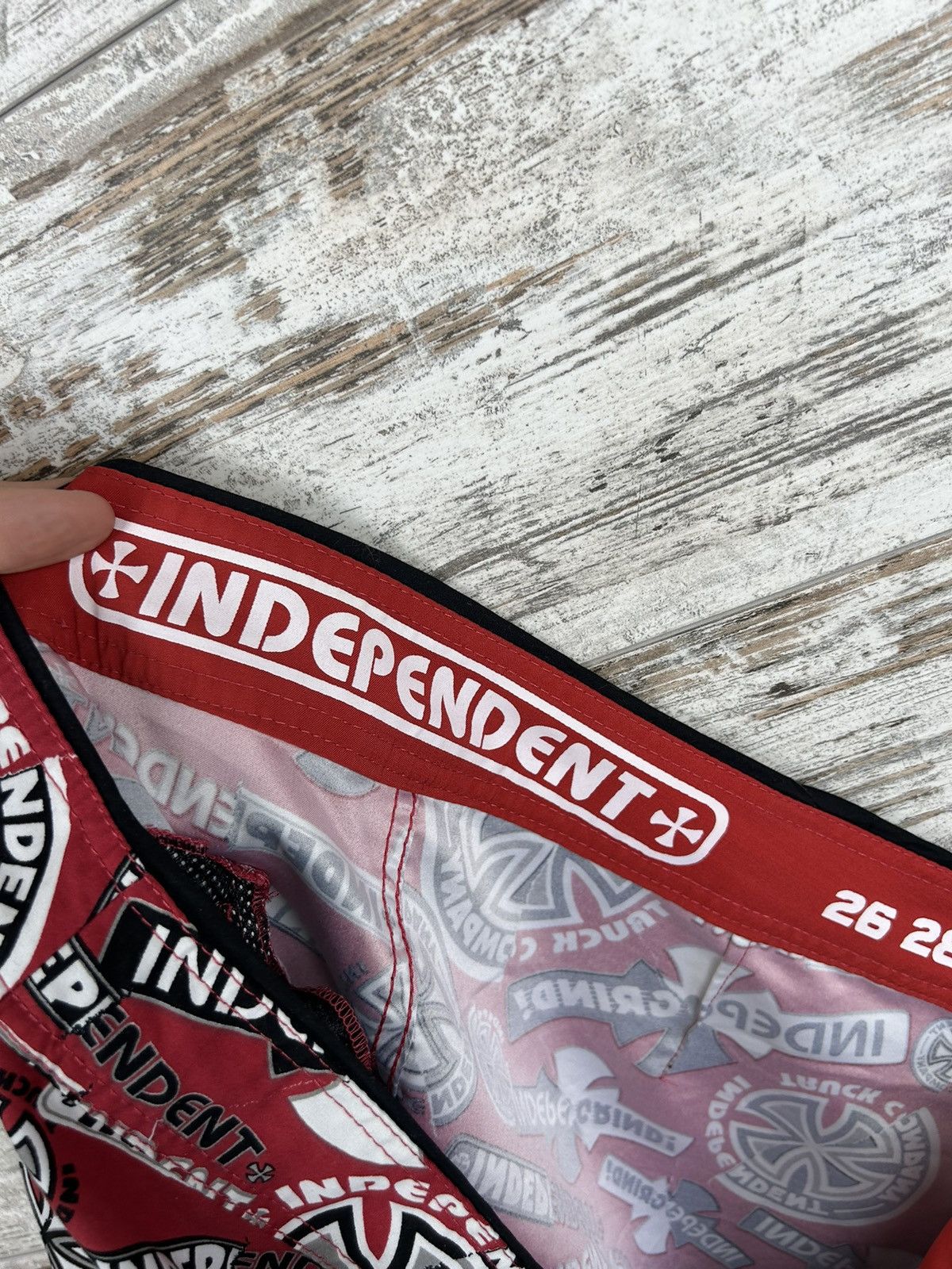Independent Truck Co. × Vintage Mens Vintage Independent Shorts monogram streetwear y2k rare Size US 38 / EU 54 - 8 Thumbnail