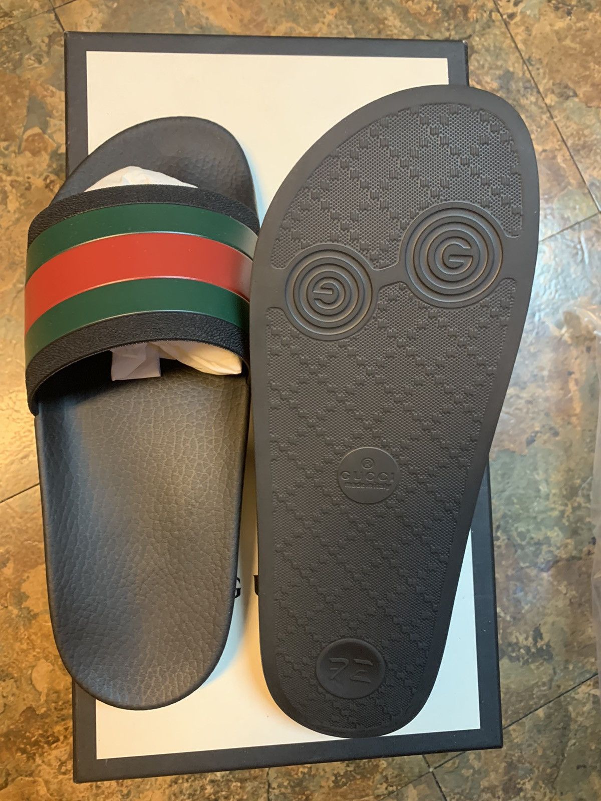 Gucci Gucci Web Rubber Slide Sandals Black/Green/Red – New in Box Size US 8 / EU 41 - 7 Thumbnail