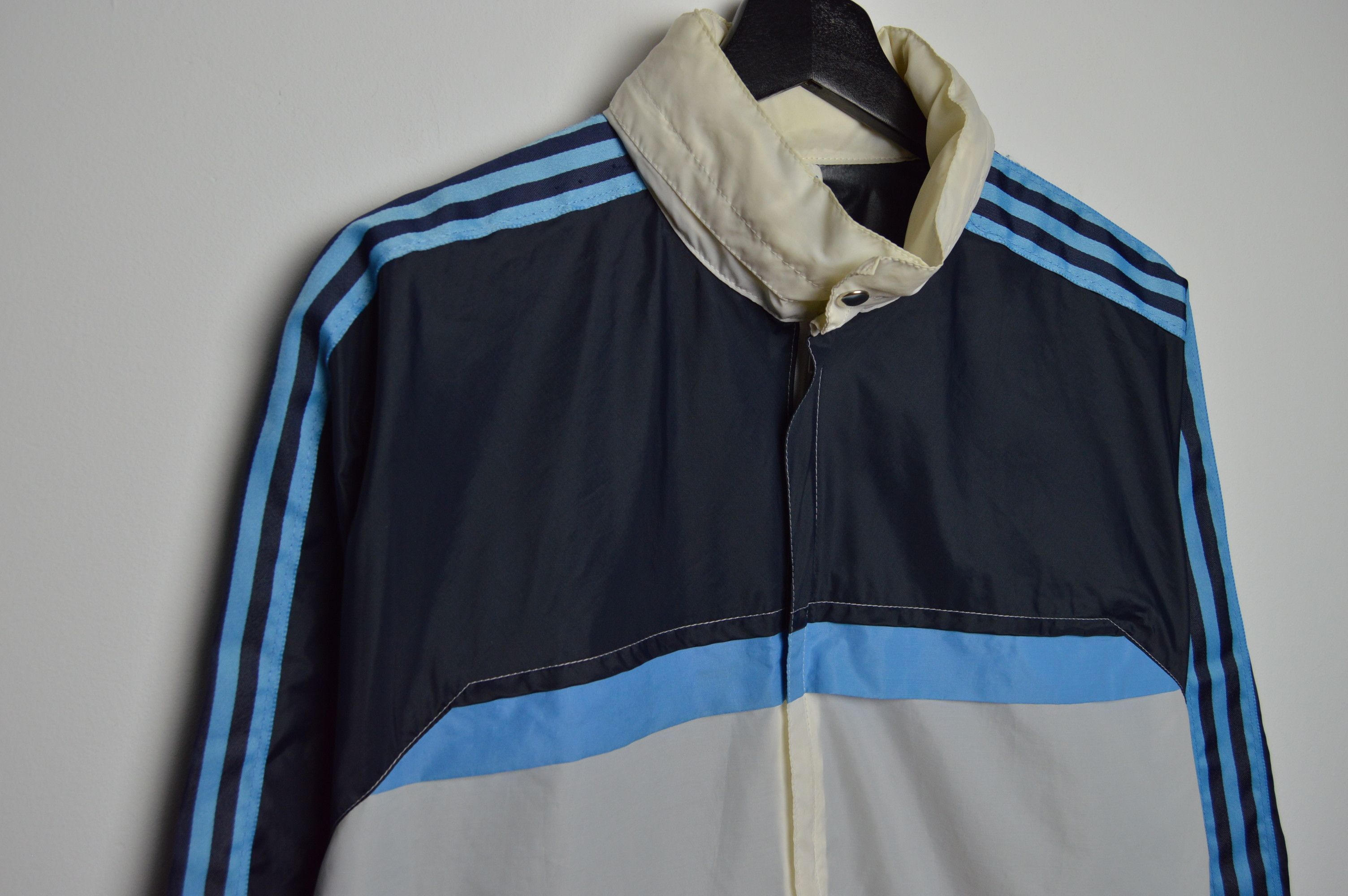 Adidas adidas jacket windrunner 90s vintage Size US M / EU 48-50 / 2 - 2 Thumbnail