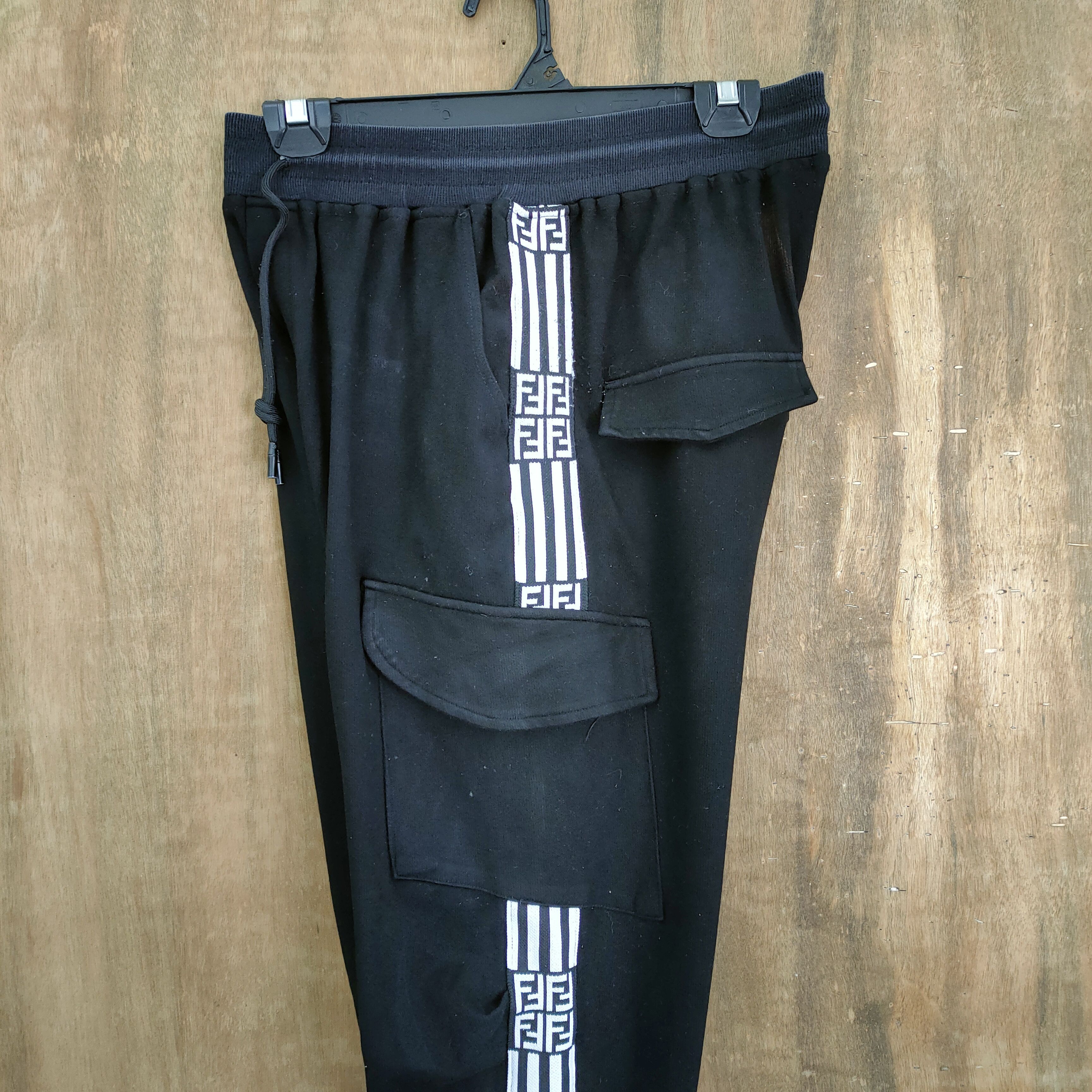 Designer BLACK COZY STYLE CARGO PANTS LIKE FENDI MONOGRAM Size US 32 / EU 48 - 12 Thumbnail
