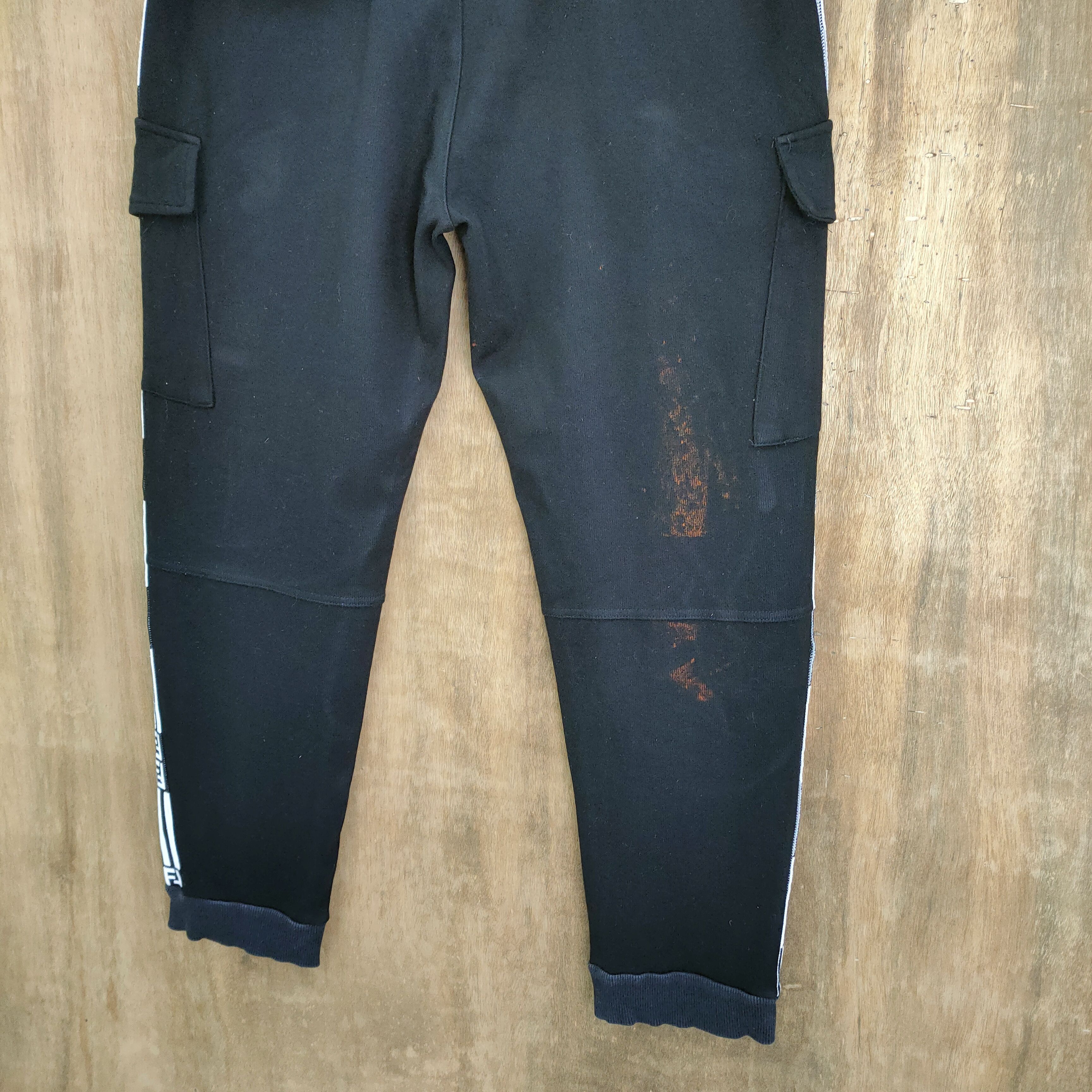 Designer BLACK COZY STYLE CARGO PANTS LIKE FENDI MONOGRAM Size US 32 / EU 48 - 10 Thumbnail