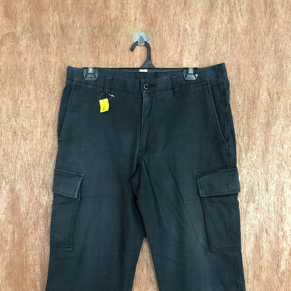 Japanese Brand DLL Uniqlo bLack Multipocket Tactical Cargo Pants #1870 Size US 32 / EU 48 - 2 Thumbnail