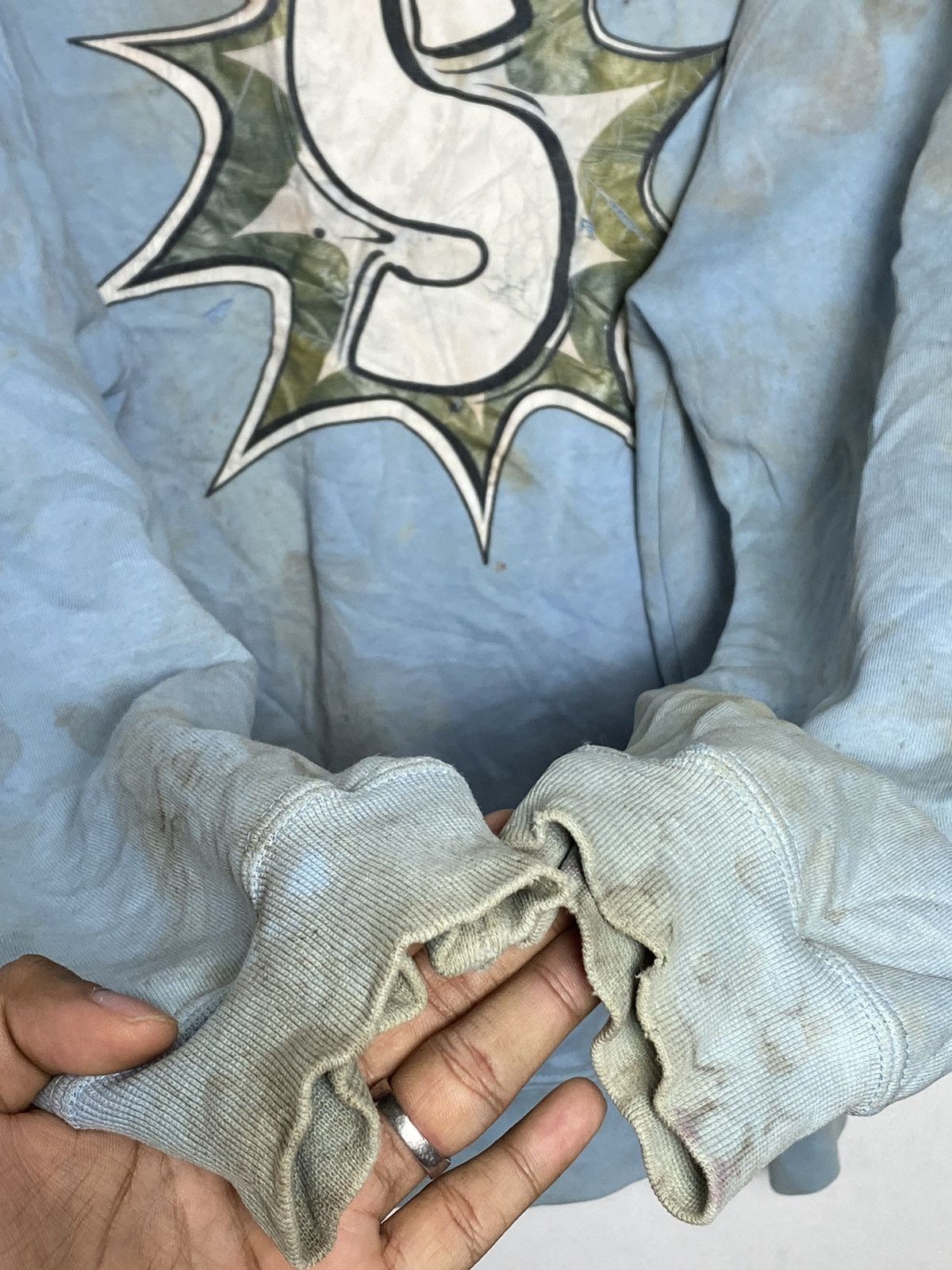 Stussy Vintage Stussy Big Logo Stained Distressed Hoodies Size US L / EU 52-54 / 3 - 6 Thumbnail