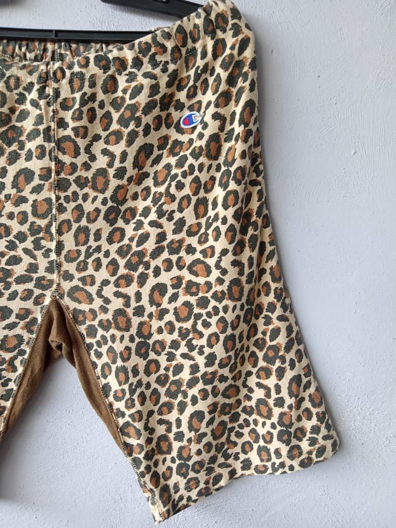Champion × Seditionaries Champion Reverse Weave Animal Print Short Pants Size US 33 - 3 Thumbnail