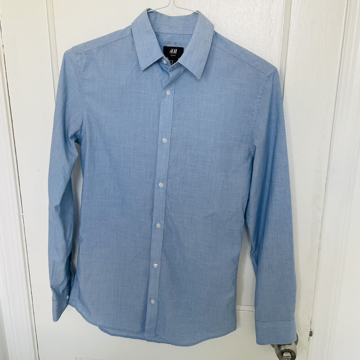 H&M H&M Men's Slim fit long sleeve button down dress shirt XS Size US XS / EU 42 / 0 - 1 Thumbnail