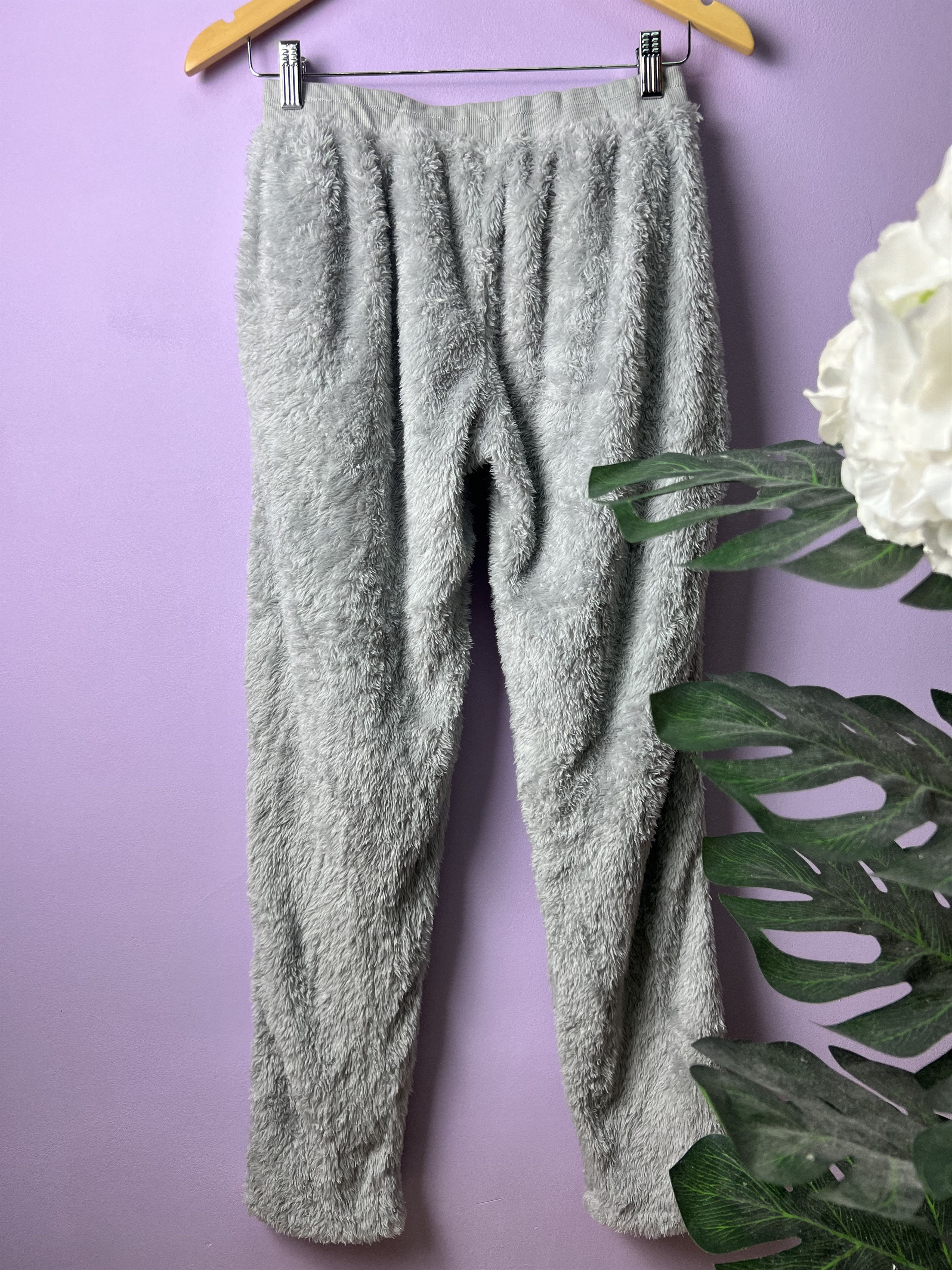 Japanese Brand 🔥Nitori Deep Pile Sweatpants Size US 30 / EU 46 - 2 Thumbnail