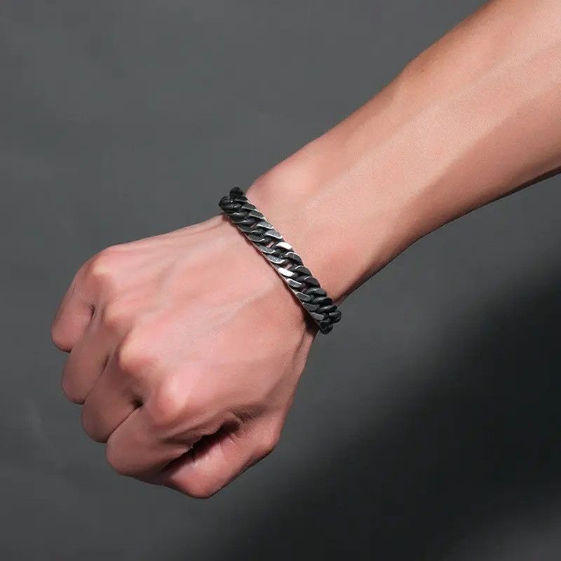 Jewelry 8MM Wide Chain Bracelet Size ONE SIZE - 1 Thumbnail