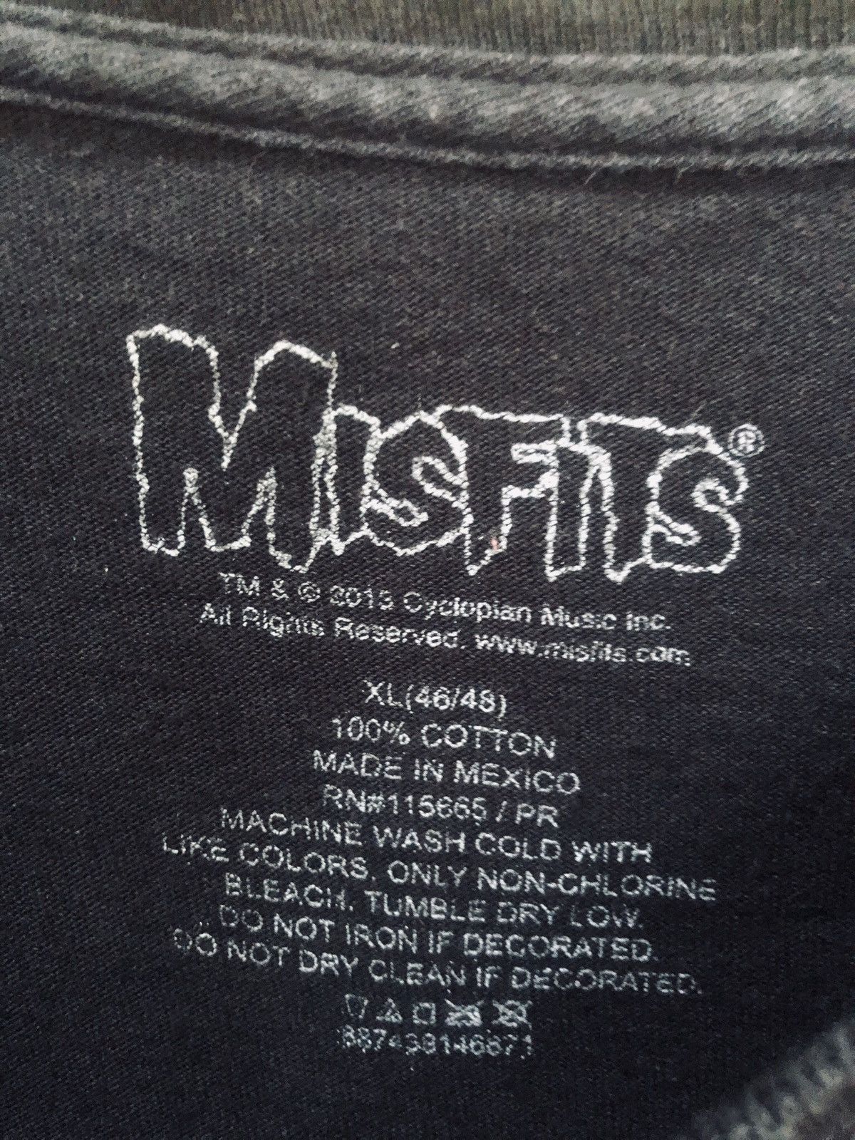 Band Tees × Misfits × Vintage Vintage Y2K Misfits band tees size XL Size US XL / EU 56 / 4 - 2 Thumbnail