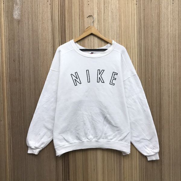 White vintage nike discount crewneck