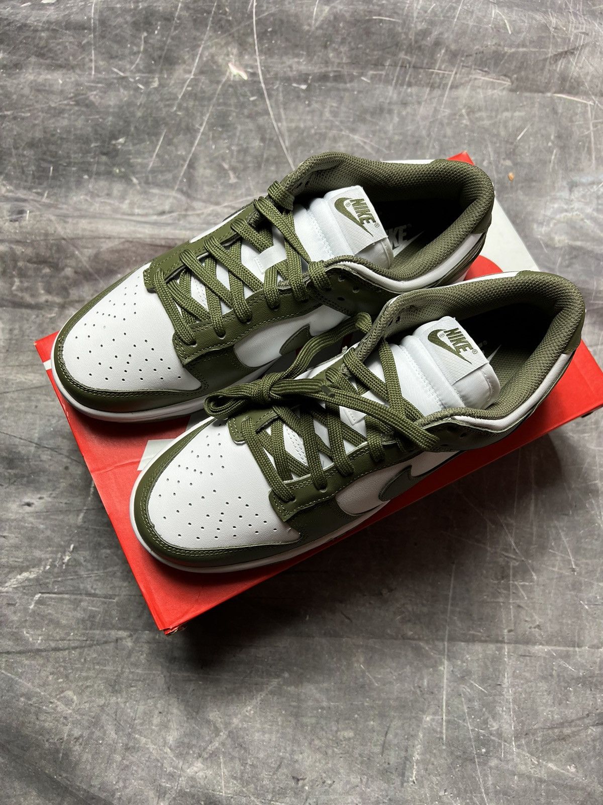 Nike Nike Dunk Low Retro “Olive” W Size US 10 / IT 40 - 1 Thumbnail
