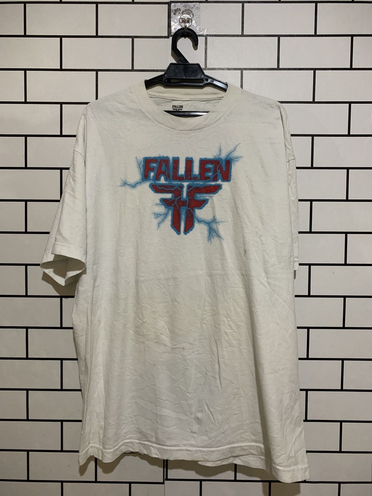 image of Vintage Fallen Vd13 in White, Men's (Size XL)