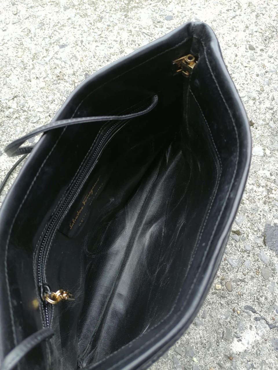 Salvatore Ferragamo Salvatore Ferragamo Fully Leather Sling Bag Size ONE SIZE - 5 Thumbnail