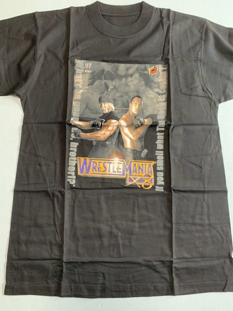 DEADSTOCK VTG WrestleMania 2002 Hulk Hogan vs The Rock WWE