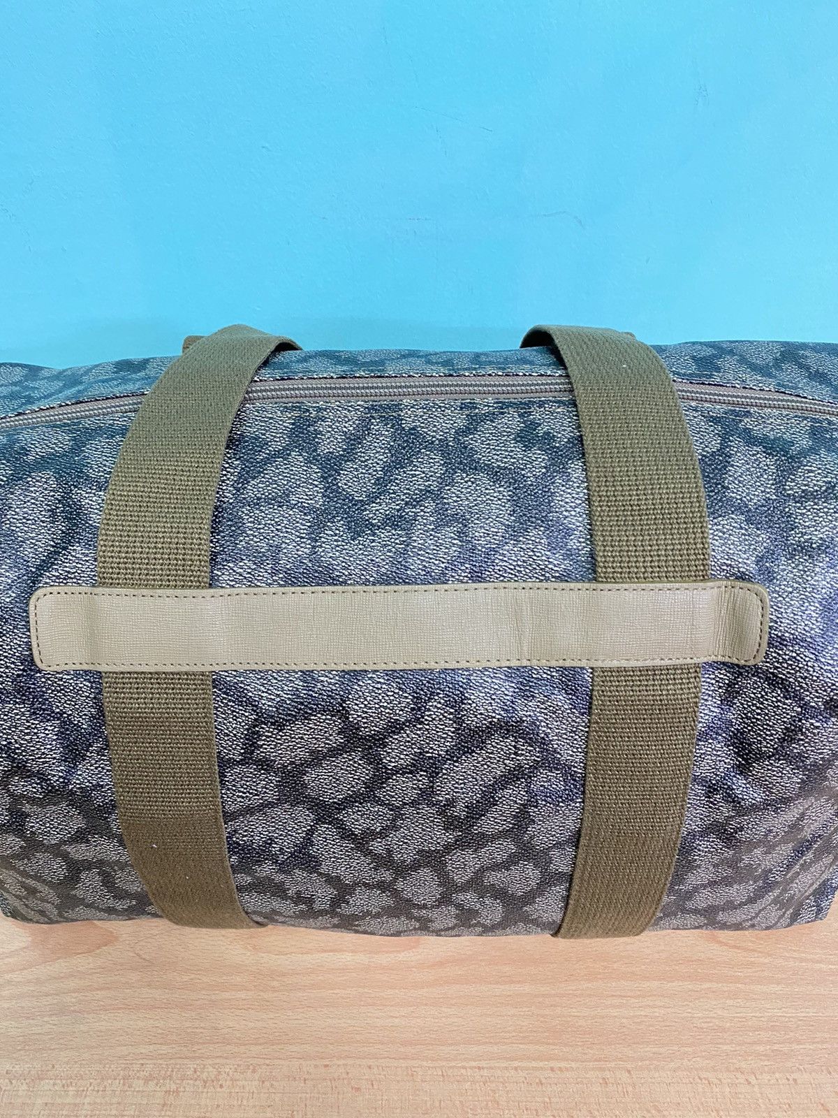 Yves Saint Laurent FINAL DROP VINTAGE YVES SAINT LAURENT TRAVEL BAG Size ONE SIZE - 6 Thumbnail
