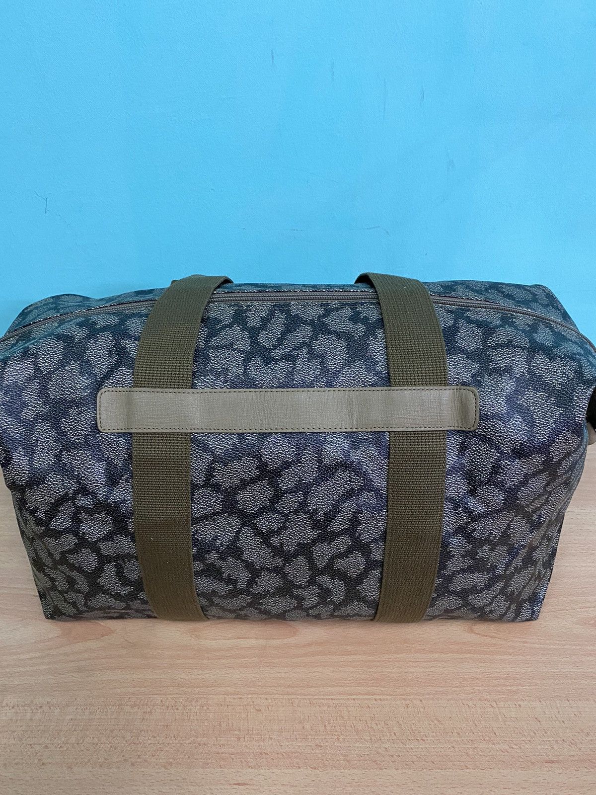 Yves Saint Laurent FINAL DROP VINTAGE YVES SAINT LAURENT TRAVEL BAG Size ONE SIZE - 9 Thumbnail