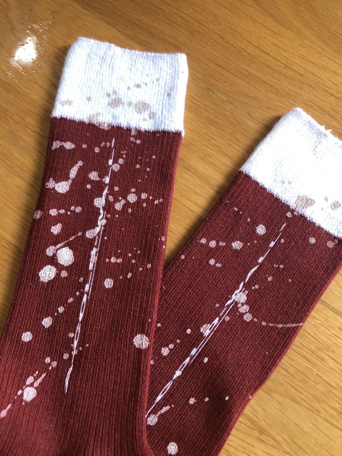 A-COLD-WALL* A Cold Wall ACW* paint splatter signature bicolor socks Size ONE SIZE - 1 Thumbnail
