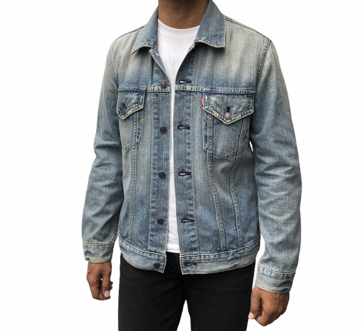 Levi's Vintage Levi's Trucker Distressed Denim Jacket Size US M / EU 48-50 / 2 - 4 Thumbnail
