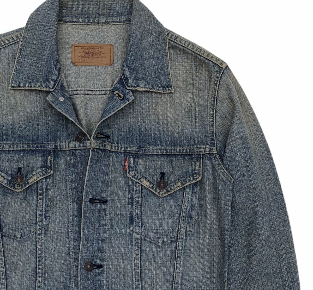 Levi's Vintage Levi's Trucker Distressed Denim Jacket Size US M / EU 48-50 / 2 - 10 Thumbnail