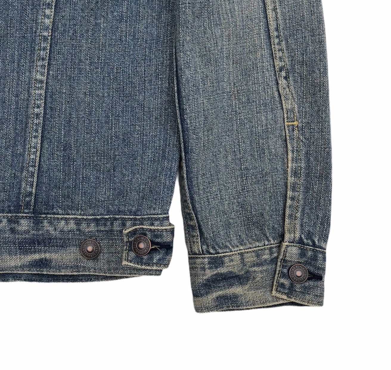 Levi's Vintage Levi's Trucker Distressed Denim Jacket Size US M / EU 48-50 / 2 - 21 Thumbnail
