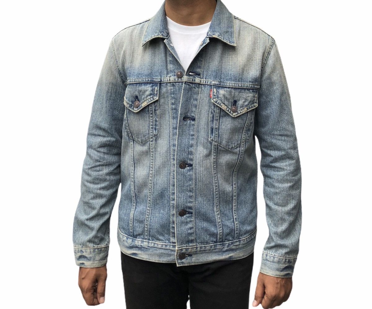 Levi's Vintage Levi's Trucker Distressed Denim Jacket Size US M / EU 48-50 / 2 - 3 Thumbnail