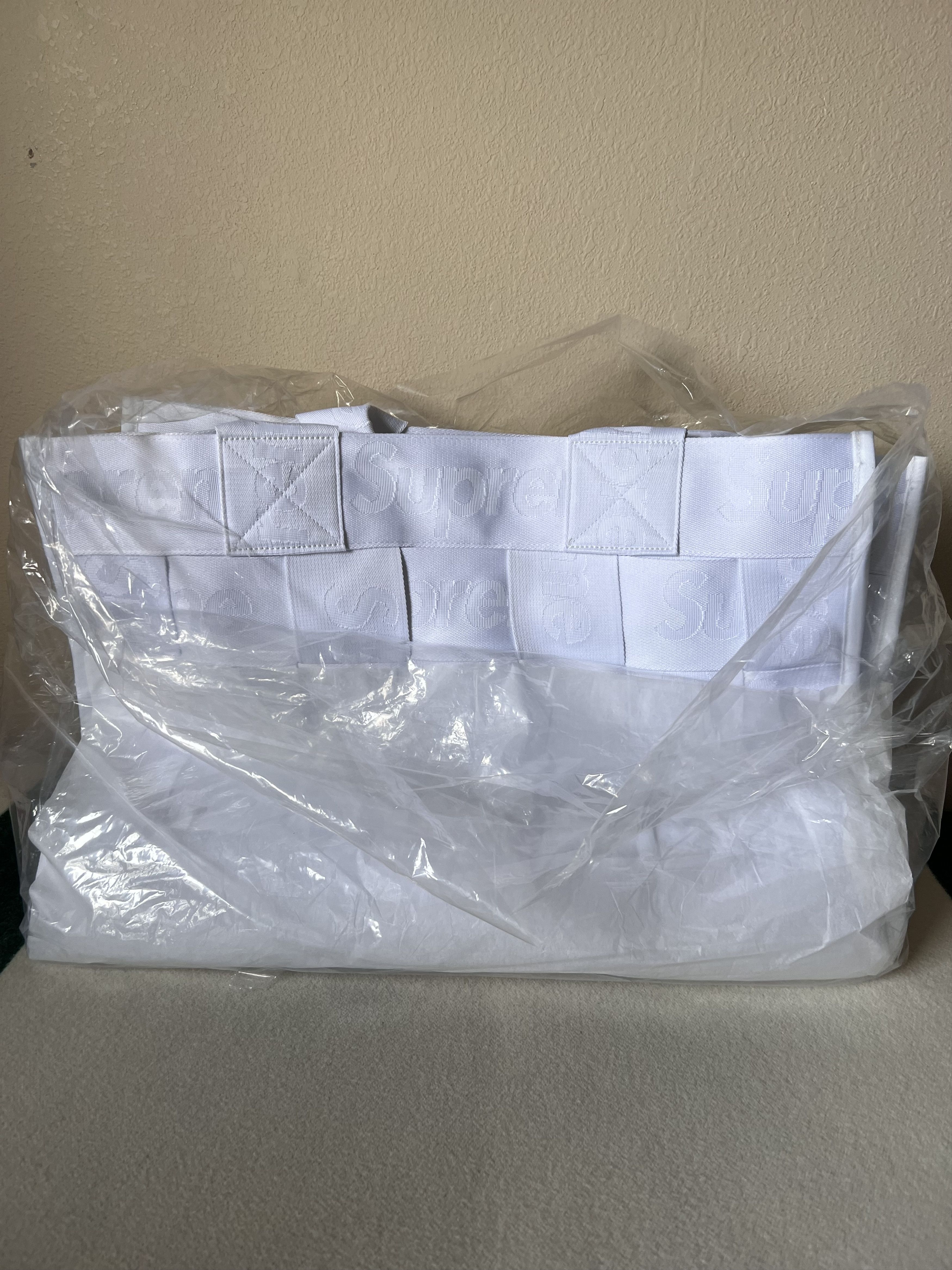 Supreme Supreme Woven Tote Bag in White Size ONE SIZE - 4 Thumbnail