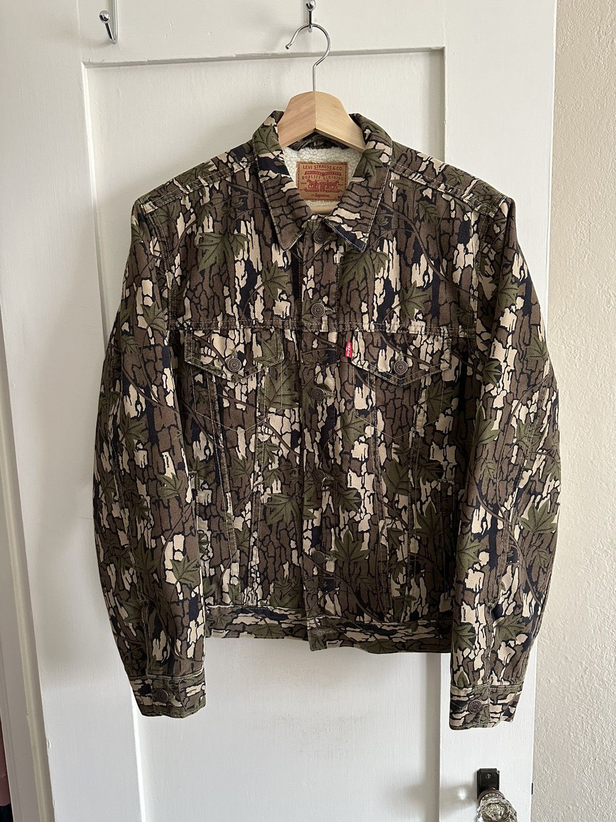 Supreme x Levis Denim Sherpa Trucker Jacket