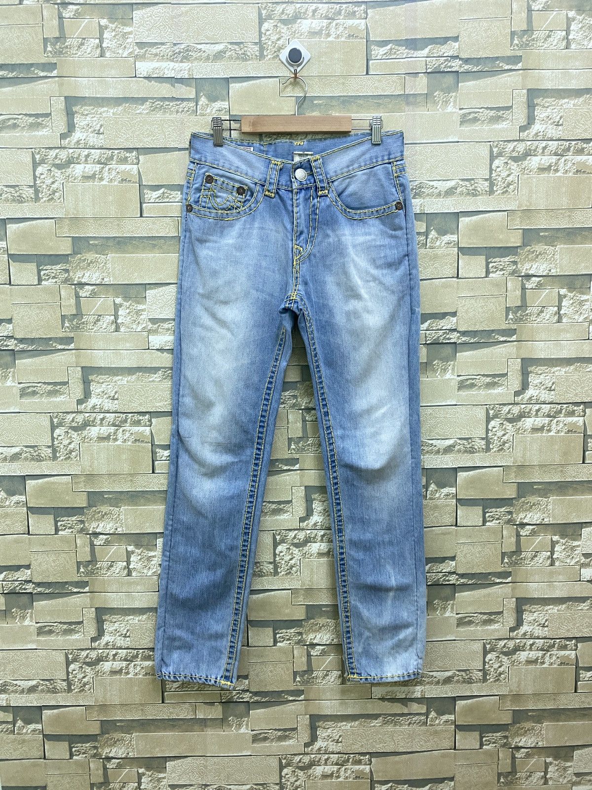 image of Distressed Denim x True Religion Vintage True Religion Lightwash Cropped Denim Pants in Blue (Size 