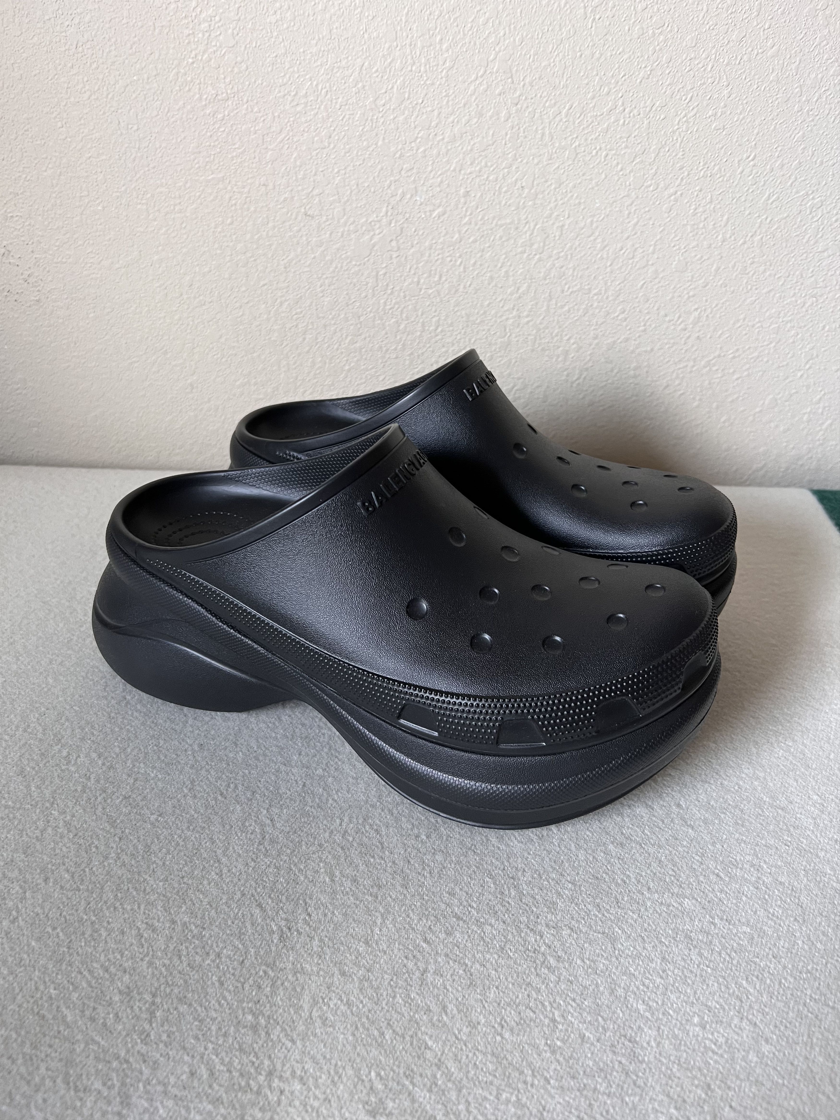 Balenciaga × Crocs Crocs Rubber Mule Black 42 | Grailed