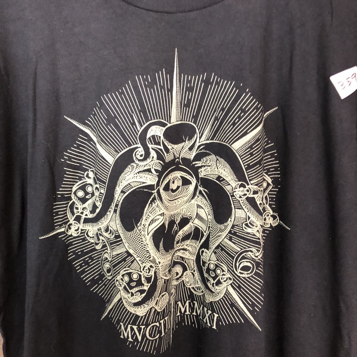 Marvel Comics Marvel VS Capcom Black Short Sleeve Tshirt #3592 Size US XL / EU 56 / 4 - 9 Thumbnail