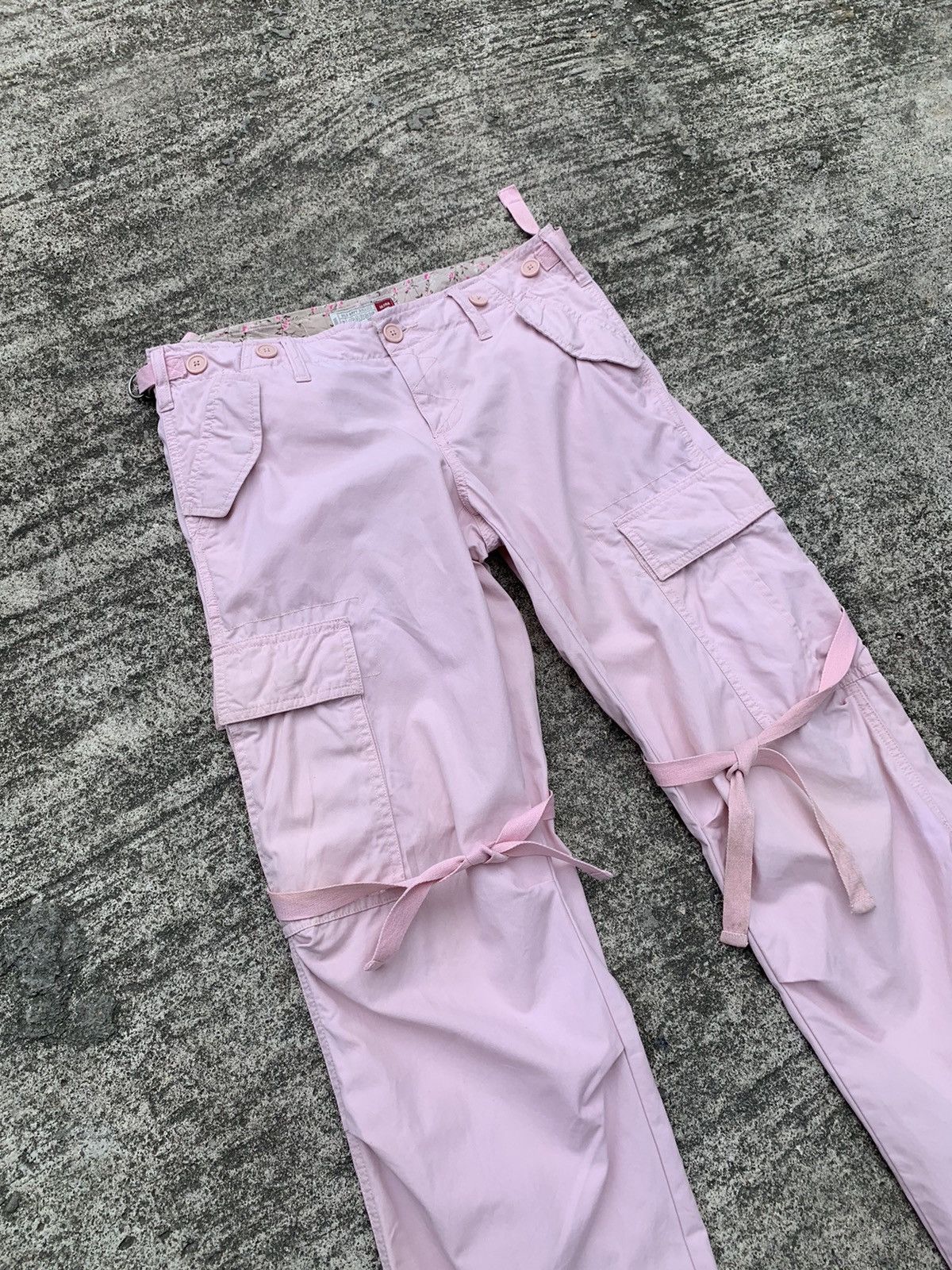 Old Navy old navy tactical multipocket bondage cargo pants for women Size 32" / US 10 / IT 46 - 11 Thumbnail
