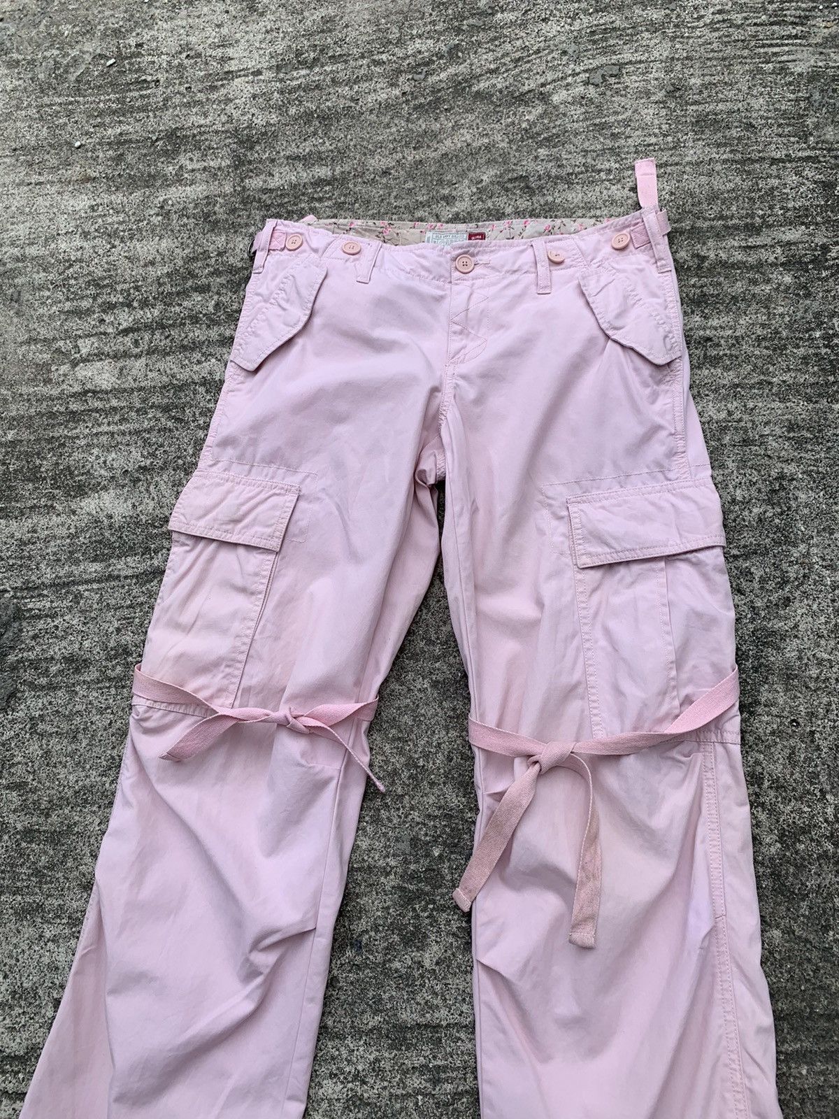 Old Navy old navy tactical multipocket bondage cargo pants for women Size 32" / US 10 / IT 46 - 12 Thumbnail