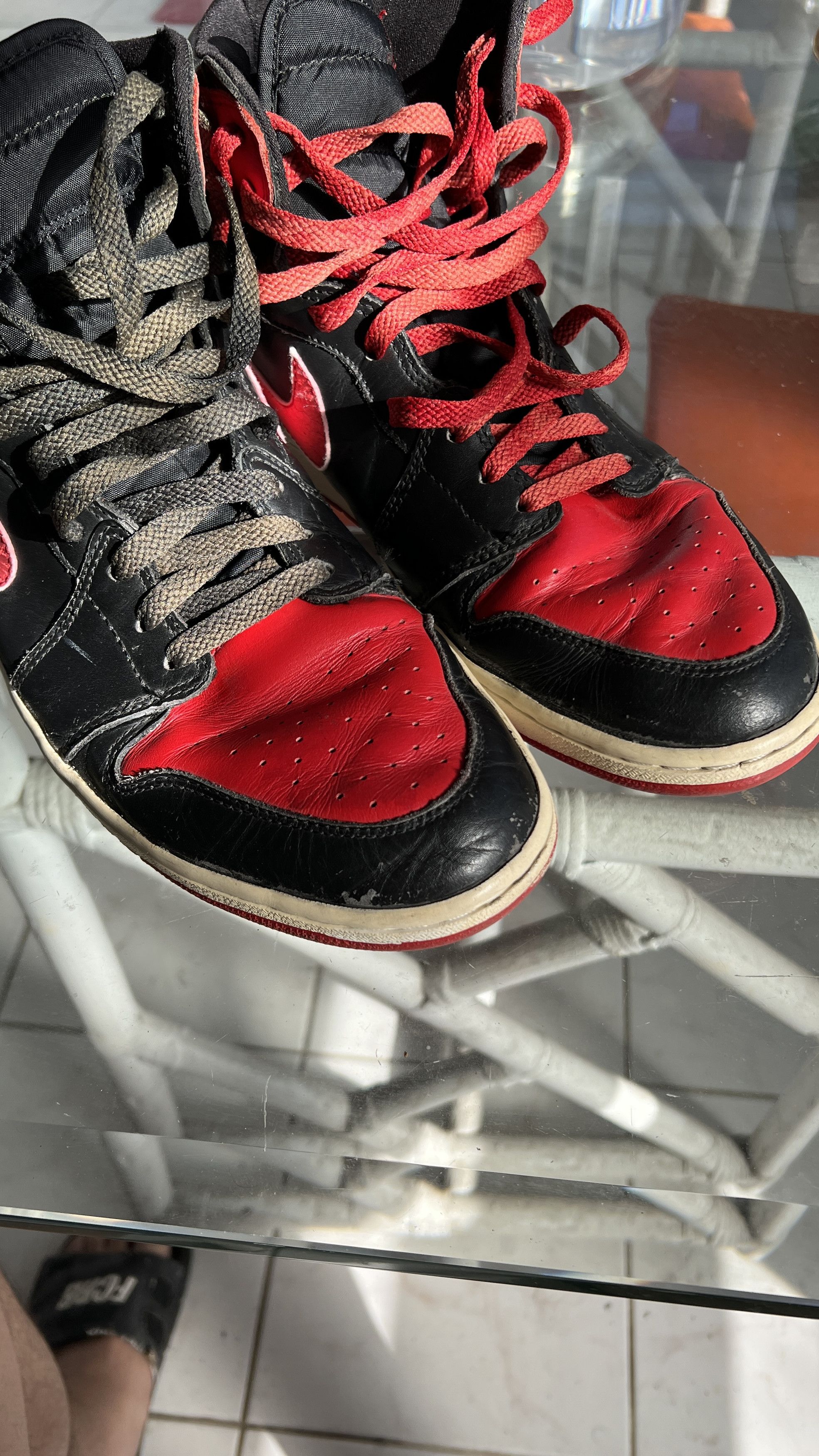 Jordan Brand 2001 Jordan 1 high Retro 'Bred' Size 12 ( + Foxtrot Laces ) Size US 12 / EU 45 - 6 Thumbnail