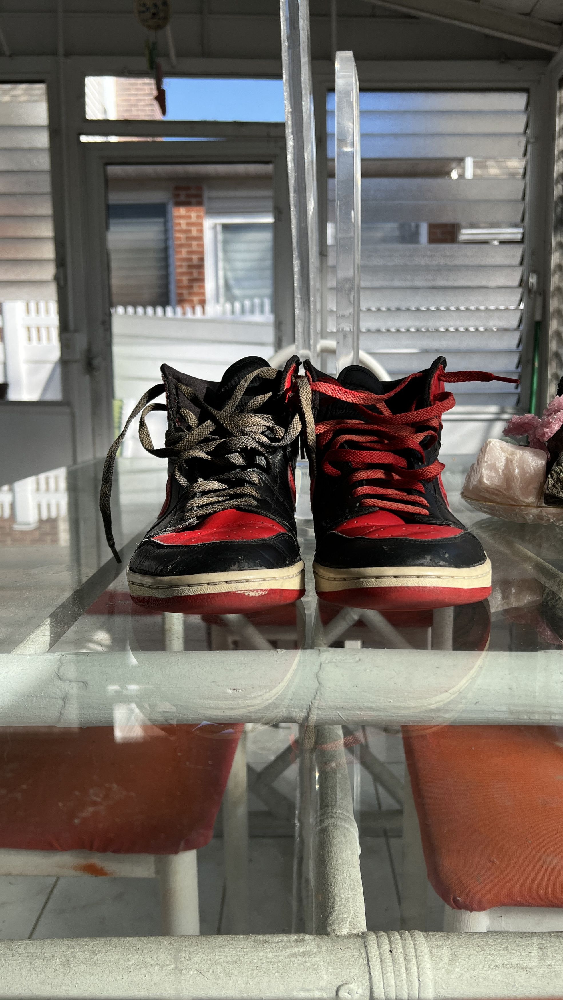 Jordan Brand 2001 Jordan 1 high Retro 'Bred' Size 12 ( + Foxtrot Laces ) Size US 12 / EU 45 - 5 Thumbnail