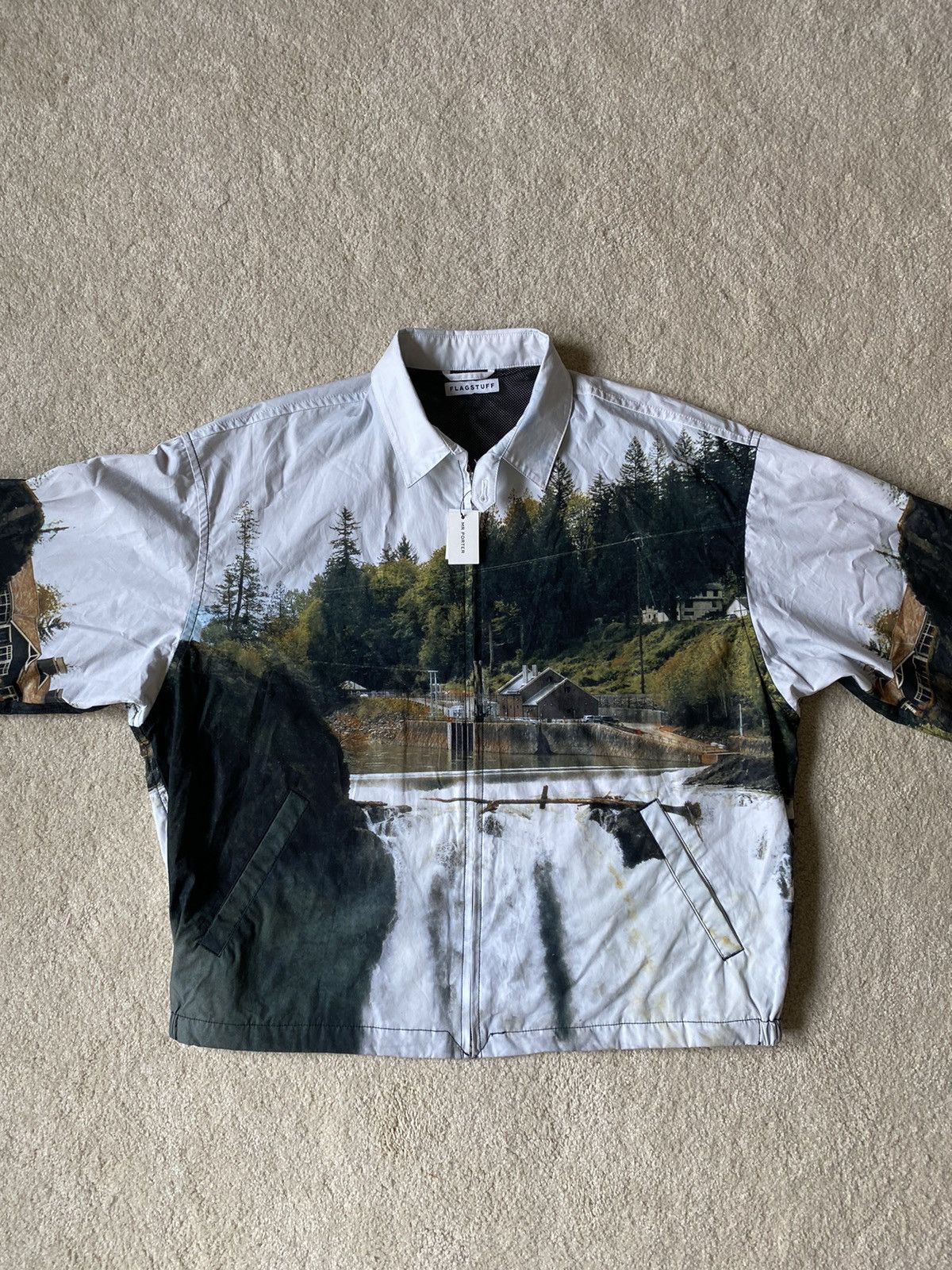 Flagstuff Village and waterfall printed cotton poplin jacket Size US M / EU 48-50 / 2 - 1 Thumbnail
