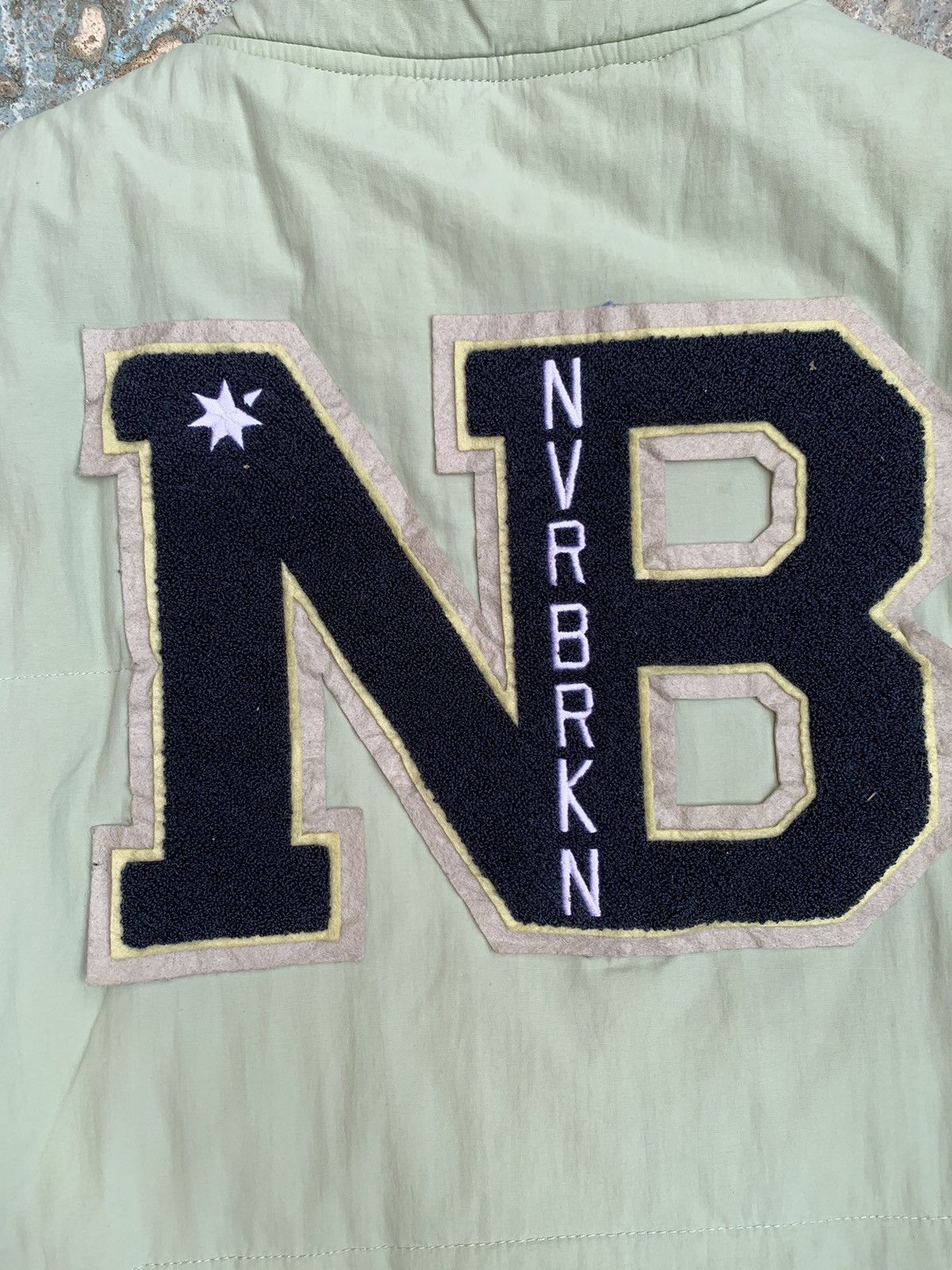 DC DC x NVRBRKN Uppercut Puffy Vest Size 38L - 5 Thumbnail